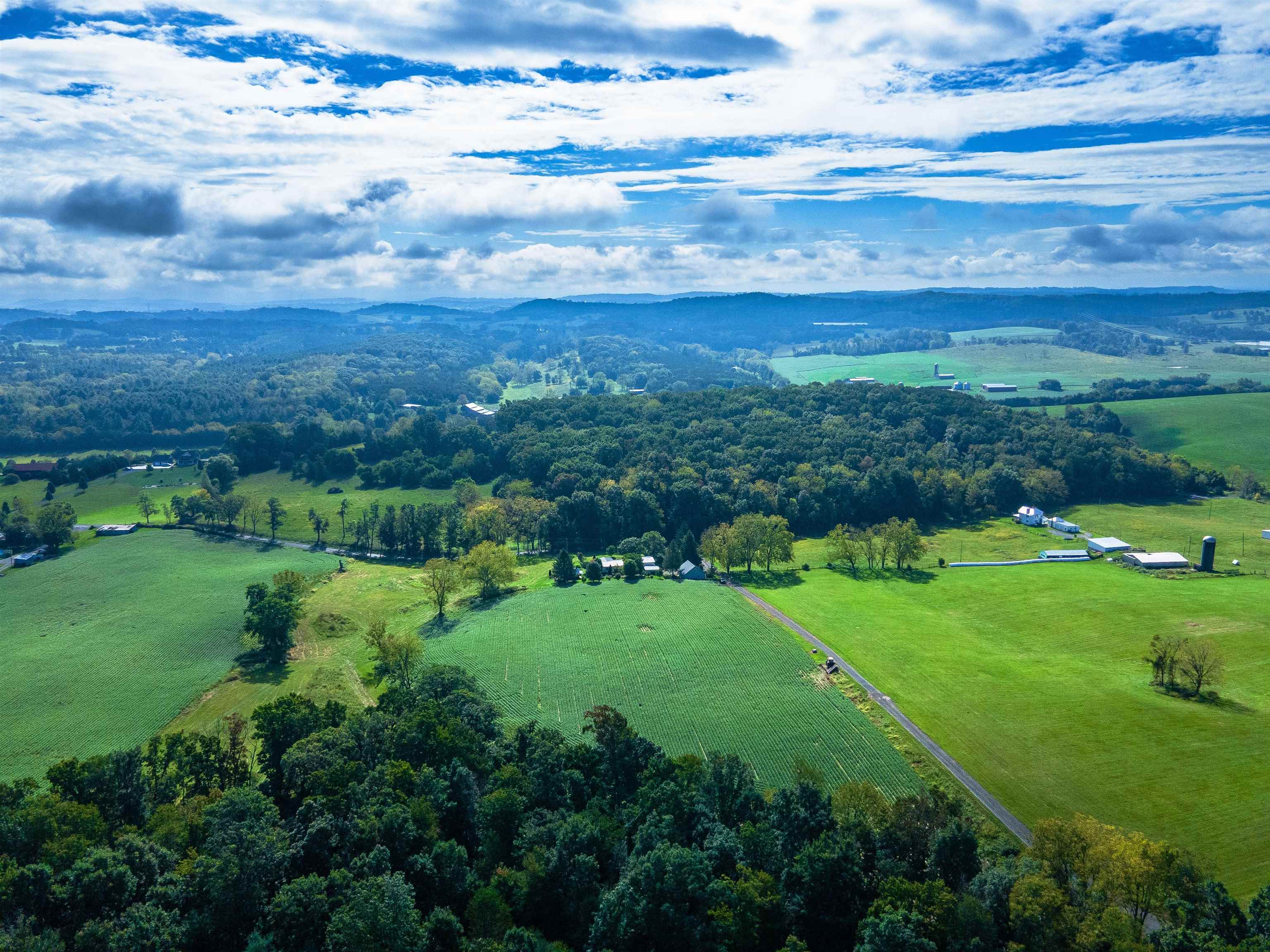 5904 SPRING HILL RD, BRIDGEWATER, Virginia 22812, 3 Bedrooms Bedrooms, ,2 BathroomsBathrooms,Residential,Wakilo Farm,5904 SPRING HILL RD,682109 MLS # 682109 5904 SPRING HILL RD, BRIDGEWATER, Virginia 22812, 3 Bedrooms Bedrooms, ,2 BathroomsBathrooms,Residential,Wakilo Farm,5904 SPRING HILL RD,682109 MLS # 682109