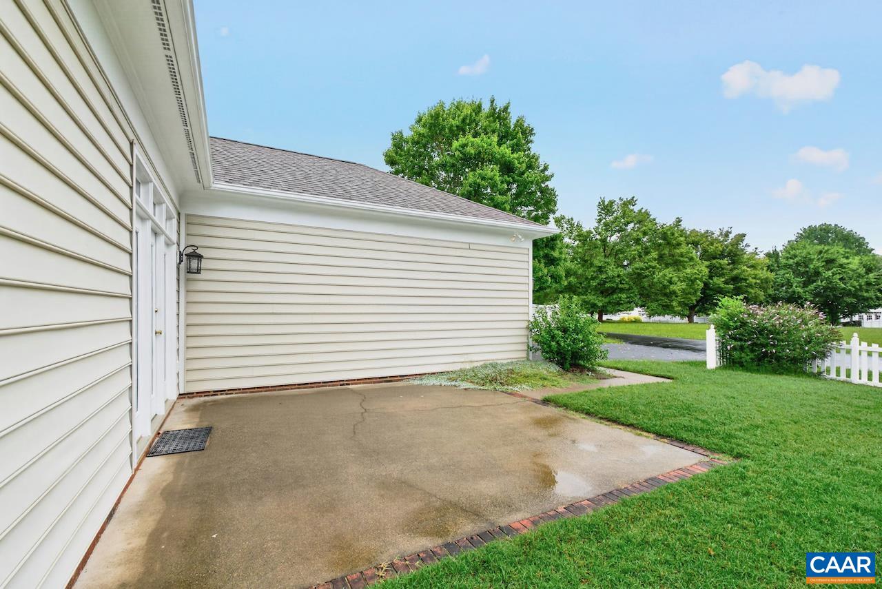 3203 TURNBERRY CIR, CHARLOTTESVILLE, Virginia 22911, 3 Bedrooms Bedrooms, ,2 BathroomsBathrooms,Residential,3203 TURNBERRY CIR,682282 MLS # 682282 3203 TURNBERRY CIR, CHARLOTTESVILLE, Virginia 22911, 3 Bedrooms Bedrooms, ,2 BathroomsBathrooms,Residential,3203 TURNBERRY CIR,682282 MLS # 682282