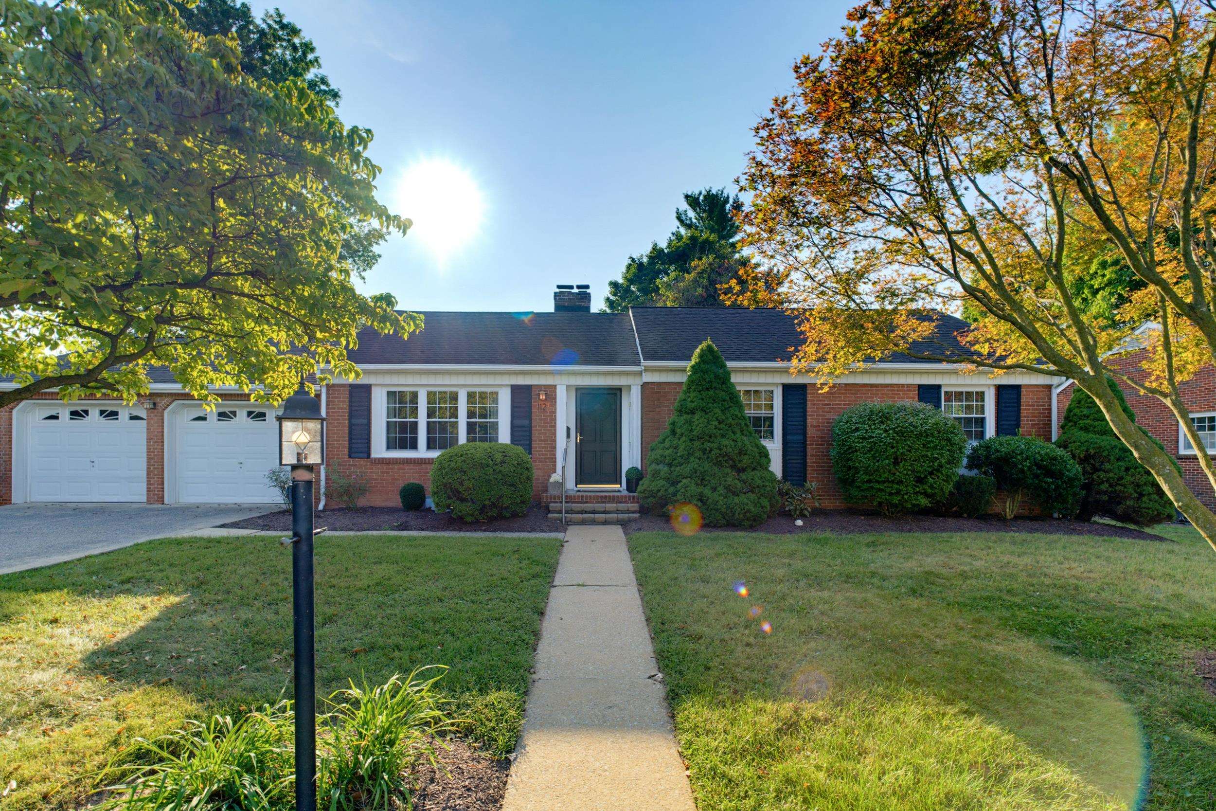 112 N WEST VIEW ST, BRIDGEWATER, Virginia 22812, 3 Bedrooms Bedrooms, ,2 BathroomsBathrooms,Residential,112 N WEST VIEW ST,682283 MLS # 682283