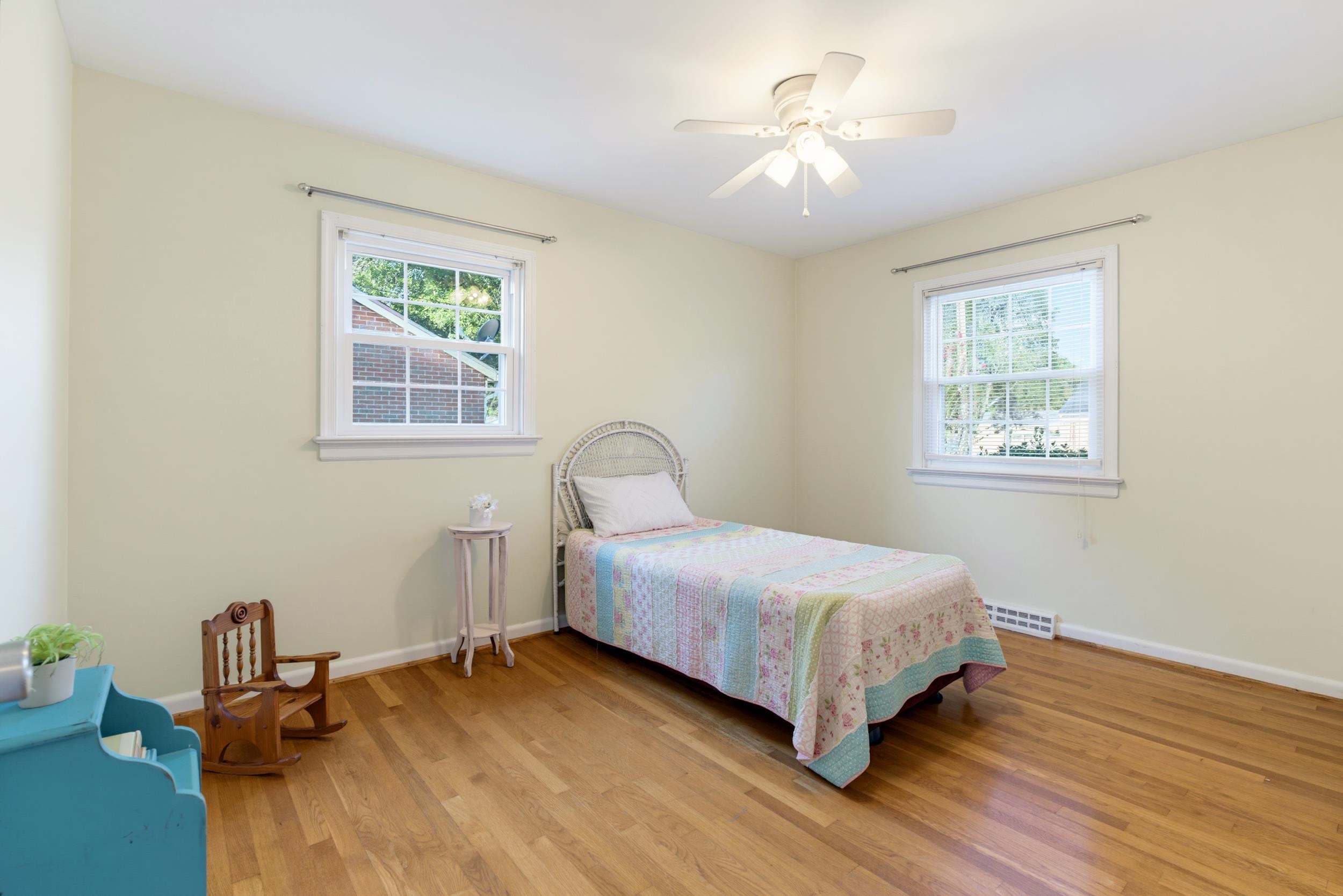 112 N WEST VIEW ST, BRIDGEWATER, Virginia 22812, 3 Bedrooms Bedrooms, ,2 BathroomsBathrooms,Residential,112 N WEST VIEW ST,682283 MLS # 682283 112 N WEST VIEW ST, BRIDGEWATER, Virginia 22812, 3 Bedrooms Bedrooms, ,2 BathroomsBathrooms,Residential,112 N WEST VIEW ST,682283 MLS # 682283