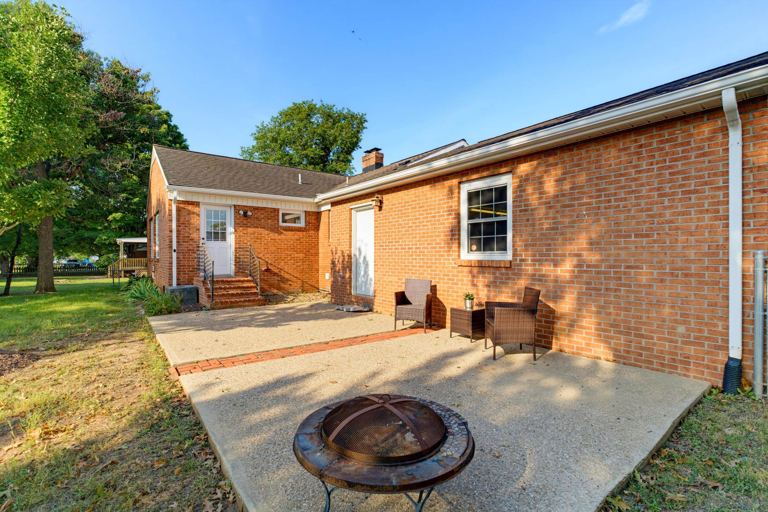 112 N WEST VIEW ST, BRIDGEWATER, Virginia 22812, 3 Bedrooms Bedrooms, ,2 BathroomsBathrooms,Residential,112 N WEST VIEW ST,682283 MLS # 682283 112 N WEST VIEW ST, BRIDGEWATER, Virginia 22812, 3 Bedrooms Bedrooms, ,2 BathroomsBathrooms,Residential,112 N WEST VIEW ST,682283 MLS # 682283