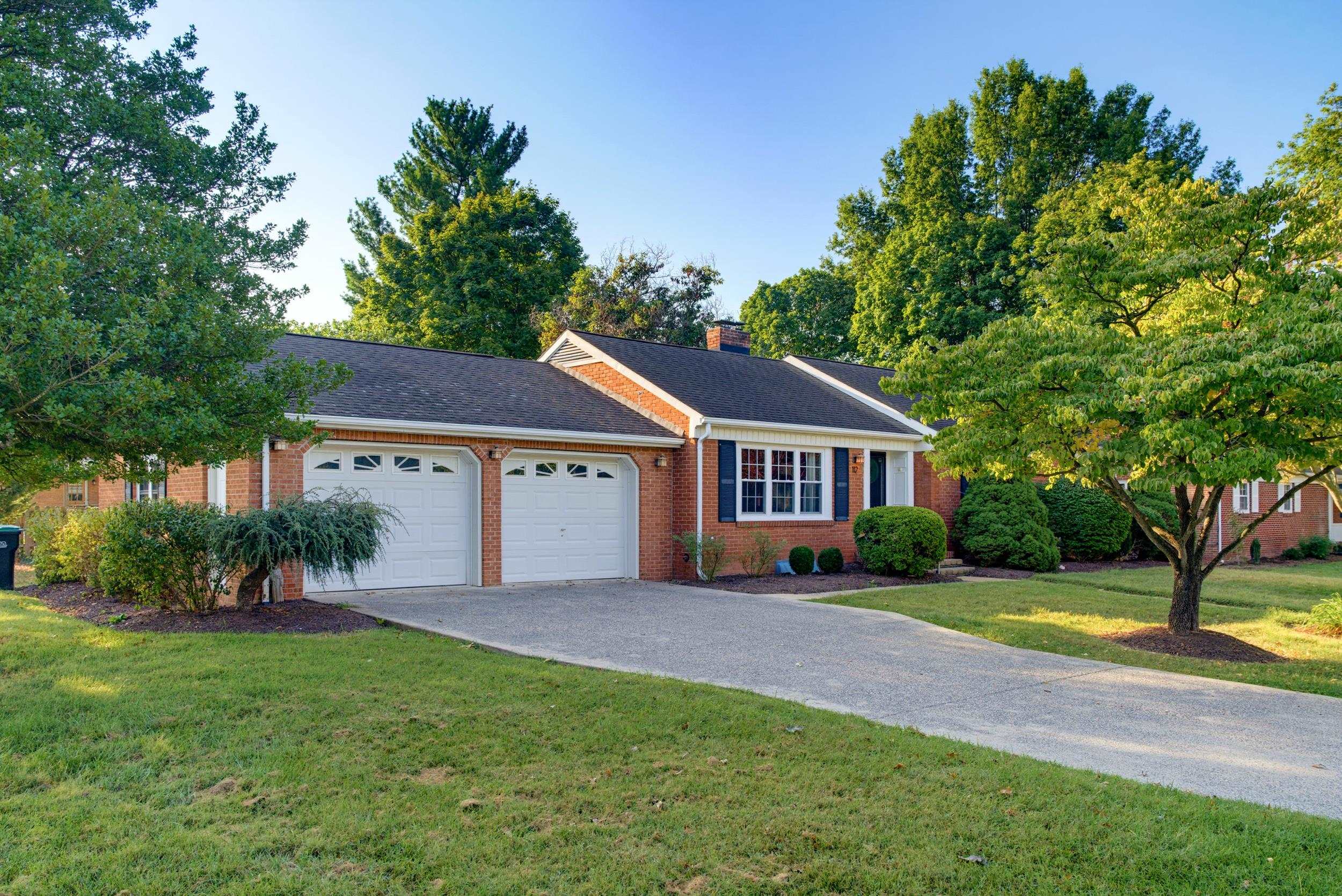112 N WEST VIEW ST, BRIDGEWATER, Virginia 22812, 3 Bedrooms Bedrooms, ,2 BathroomsBathrooms,Residential,112 N WEST VIEW ST,682283 MLS # 682283 112 N WEST VIEW ST, BRIDGEWATER, Virginia 22812, 3 Bedrooms Bedrooms, ,2 BathroomsBathrooms,Residential,112 N WEST VIEW ST,682283 MLS # 682283