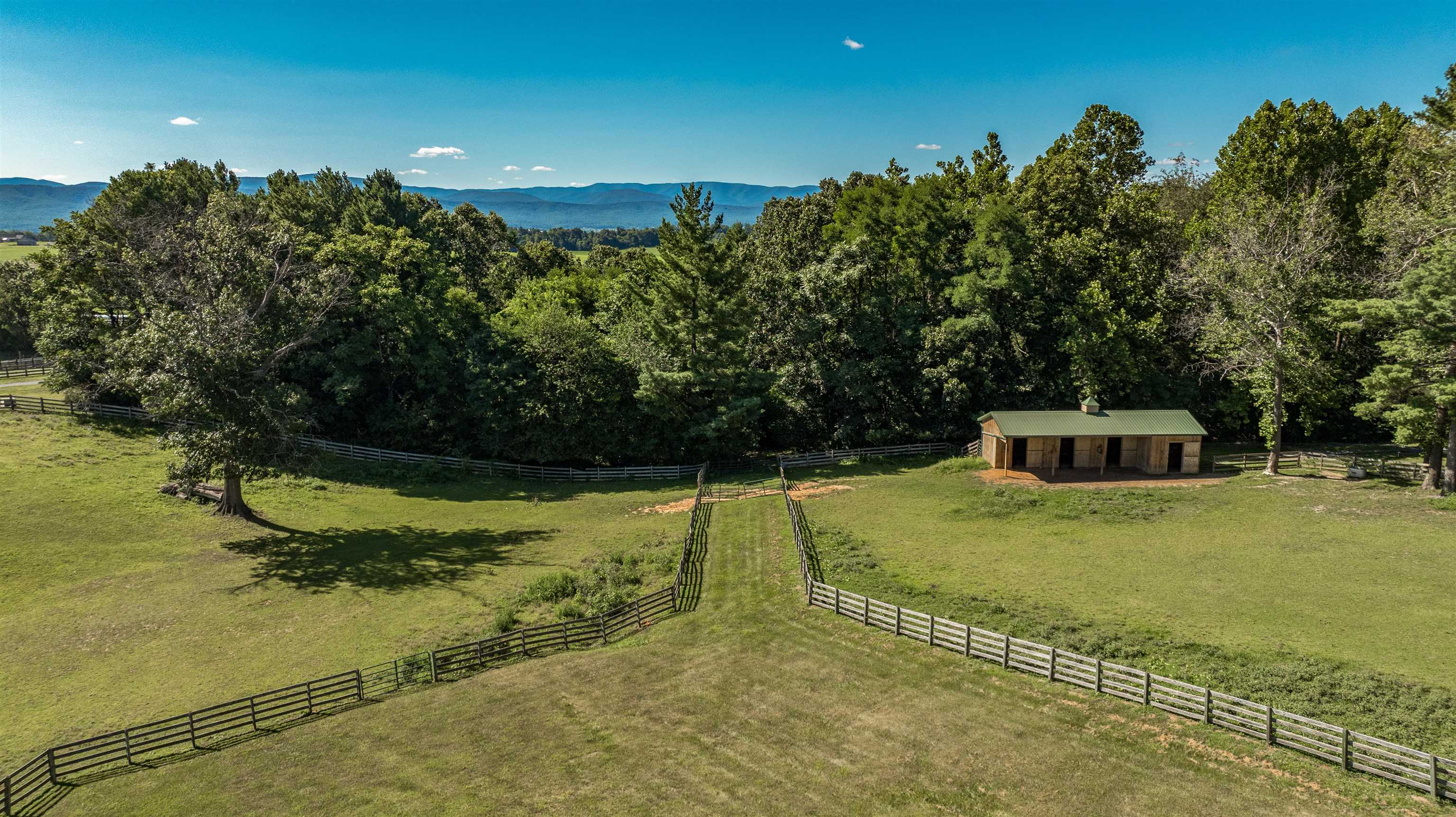 59 TALL OAK LN, MOUNT SOLON, Virginia 22843, 5 Bedrooms Bedrooms, ,5 BathroomsBathrooms,Residential,59 TALL OAK LN,682293 MLS # 682293 59 TALL OAK LN, MOUNT SOLON, Virginia 22843, 5 Bedrooms Bedrooms, ,5 BathroomsBathrooms,Residential,59 TALL OAK LN,682293 MLS # 682293