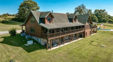 59 TALL OAK LN, MOUNT SOLON, Virginia 22843, 5 Bedrooms Bedrooms, ,5 BathroomsBathrooms,Residential,59 TALL OAK LN,682293 MLS # 682293