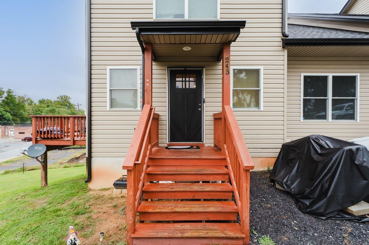 243 COMMUNITY CIR, TIMBERVILLE, Virginia 22853, 3 Bedrooms Bedrooms, ,2 BathroomsBathrooms,Residential,243 COMMUNITY CIR,682297 MLS # 682297 243 COMMUNITY CIR, TIMBERVILLE, Virginia 22853, 3 Bedrooms Bedrooms, ,2 BathroomsBathrooms,Residential,243 COMMUNITY CIR,682297 MLS # 682297