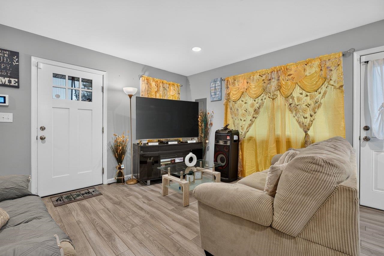 243 COMMUNITY CIR, TIMBERVILLE, Virginia 22853, 3 Bedrooms Bedrooms, ,2 BathroomsBathrooms,Residential,243 COMMUNITY CIR,682297 MLS # 682297 243 COMMUNITY CIR, TIMBERVILLE, Virginia 22853, 3 Bedrooms Bedrooms, ,2 BathroomsBathrooms,Residential,243 COMMUNITY CIR,682297 MLS # 682297