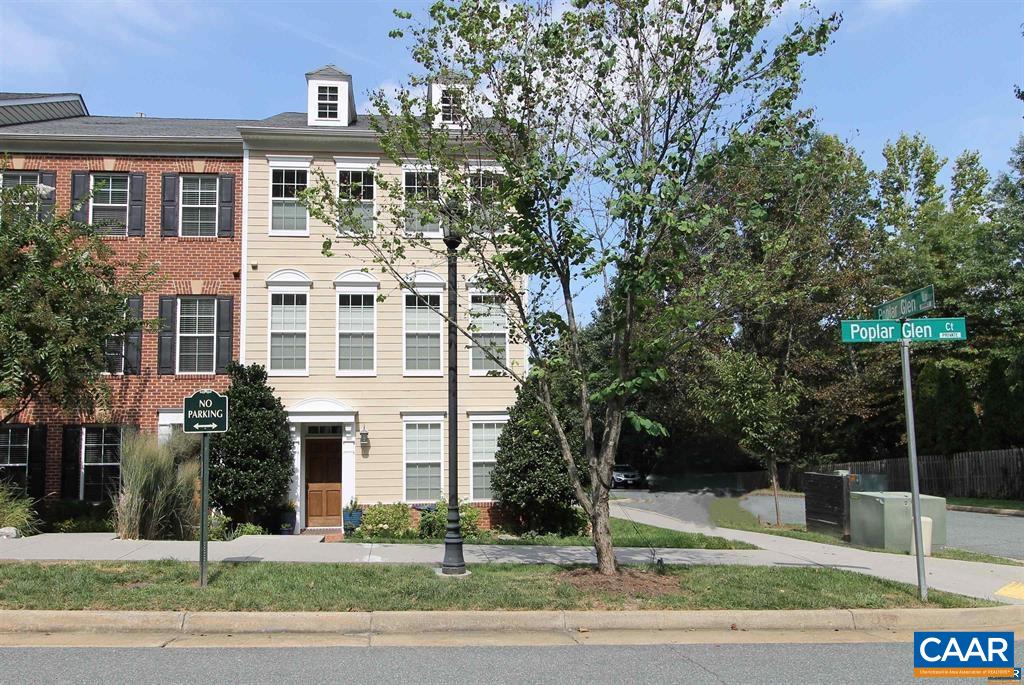405 SAMARA CT, CHARLOTTESVILLE, Virginia 22903, 4 Bedrooms Bedrooms, ,3 BathroomsBathrooms,Residential,405 SAMARA CT,682301 MLS # 682301 405 SAMARA CT, CHARLOTTESVILLE, Virginia 22903, 4 Bedrooms Bedrooms, ,3 BathroomsBathrooms,Residential,405 SAMARA CT,682301 MLS # 682301