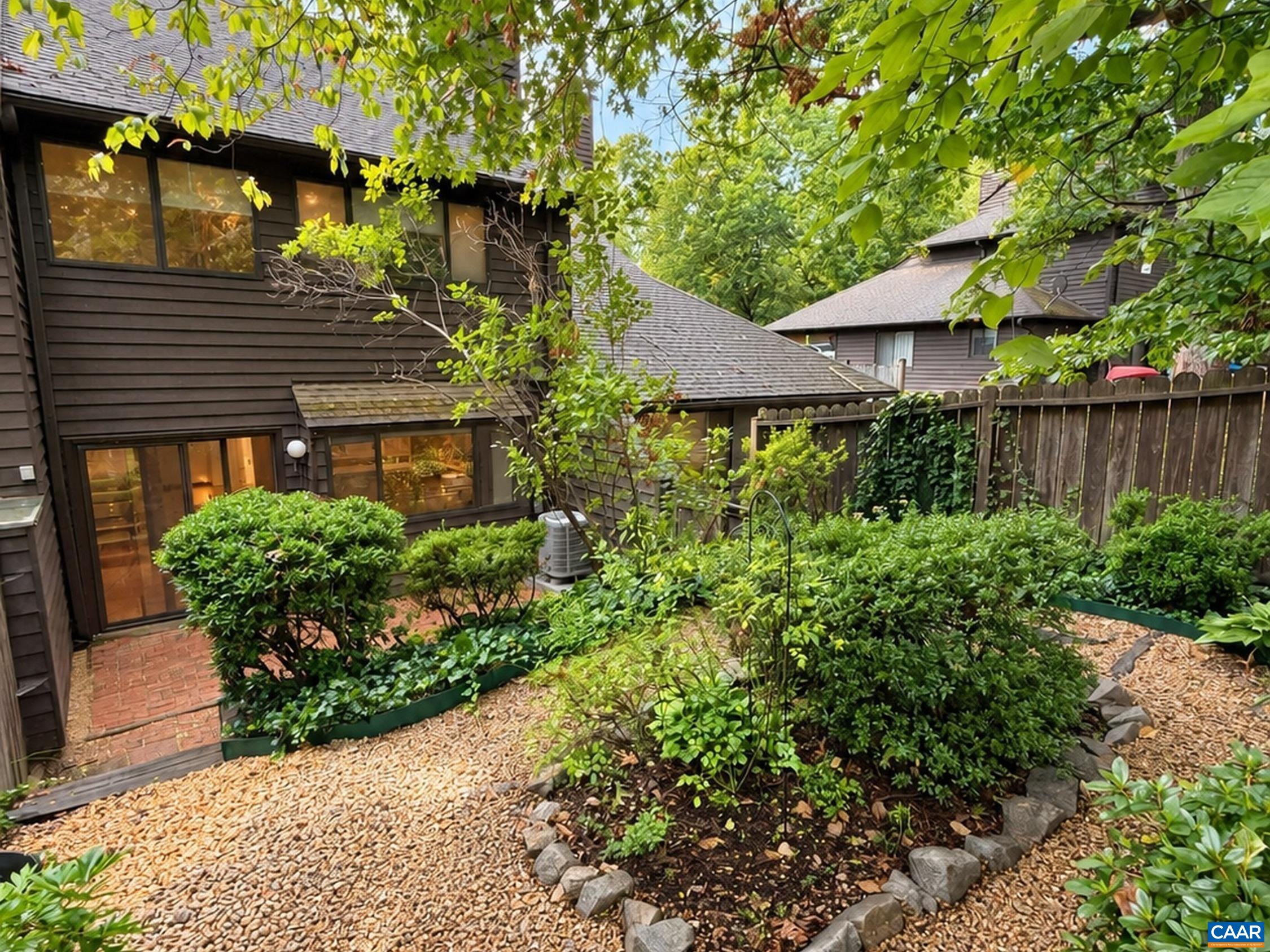 1561 BIRNAM DR, CHARLOTTESVILLE, Virginia 22901, 2 Bedrooms Bedrooms, ,2 BathroomsBathrooms,Residential,1561 BIRNAM DR,682302 MLS # 682302 1561 BIRNAM DR, CHARLOTTESVILLE, Virginia 22901, 2 Bedrooms Bedrooms, ,2 BathroomsBathrooms,Residential,1561 BIRNAM DR,682302 MLS # 682302