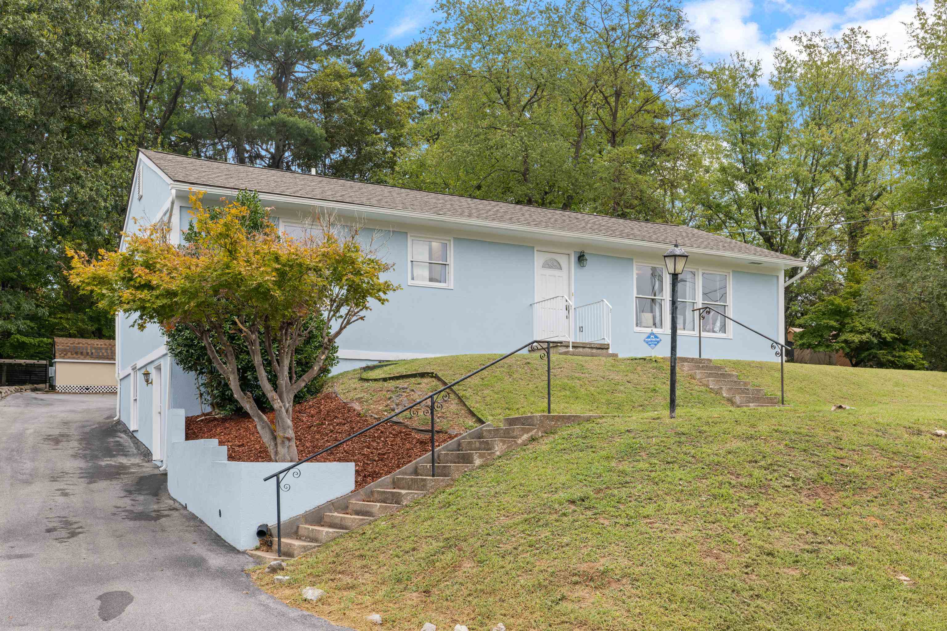 7 BELMONT DR, STAUNTON, Virginia 24401, 4 Bedrooms Bedrooms, ,2 BathroomsBathrooms,Residential,7 BELMONT DR,682306 MLS # 682306