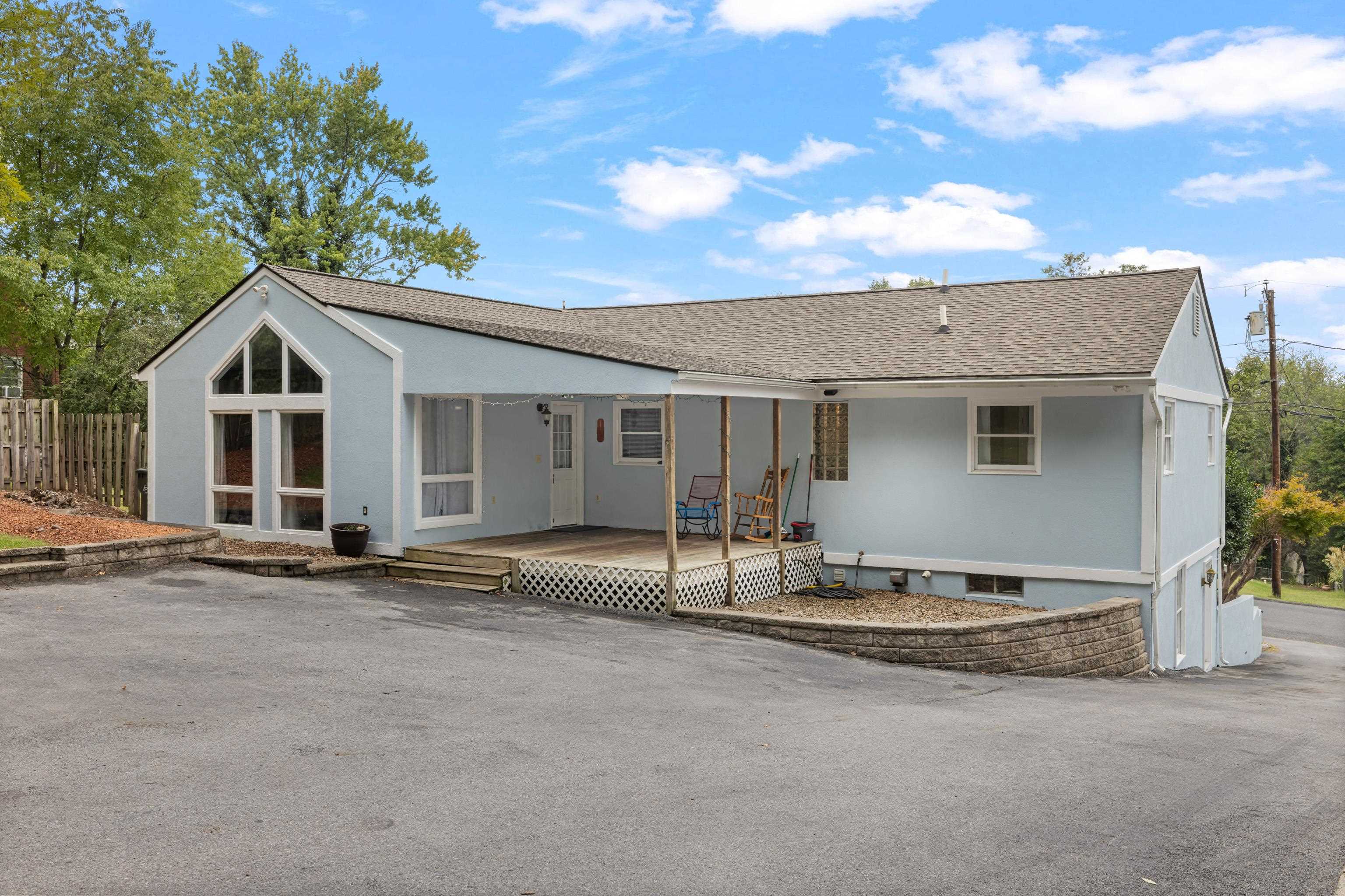 7 BELMONT DR, STAUNTON, Virginia 24401, 4 Bedrooms Bedrooms, ,2 BathroomsBathrooms,Residential,7 BELMONT DR,682306 MLS # 682306 7 BELMONT DR, STAUNTON, Virginia 24401, 4 Bedrooms Bedrooms, ,2 BathroomsBathrooms,Residential,7 BELMONT DR,682306 MLS # 682306