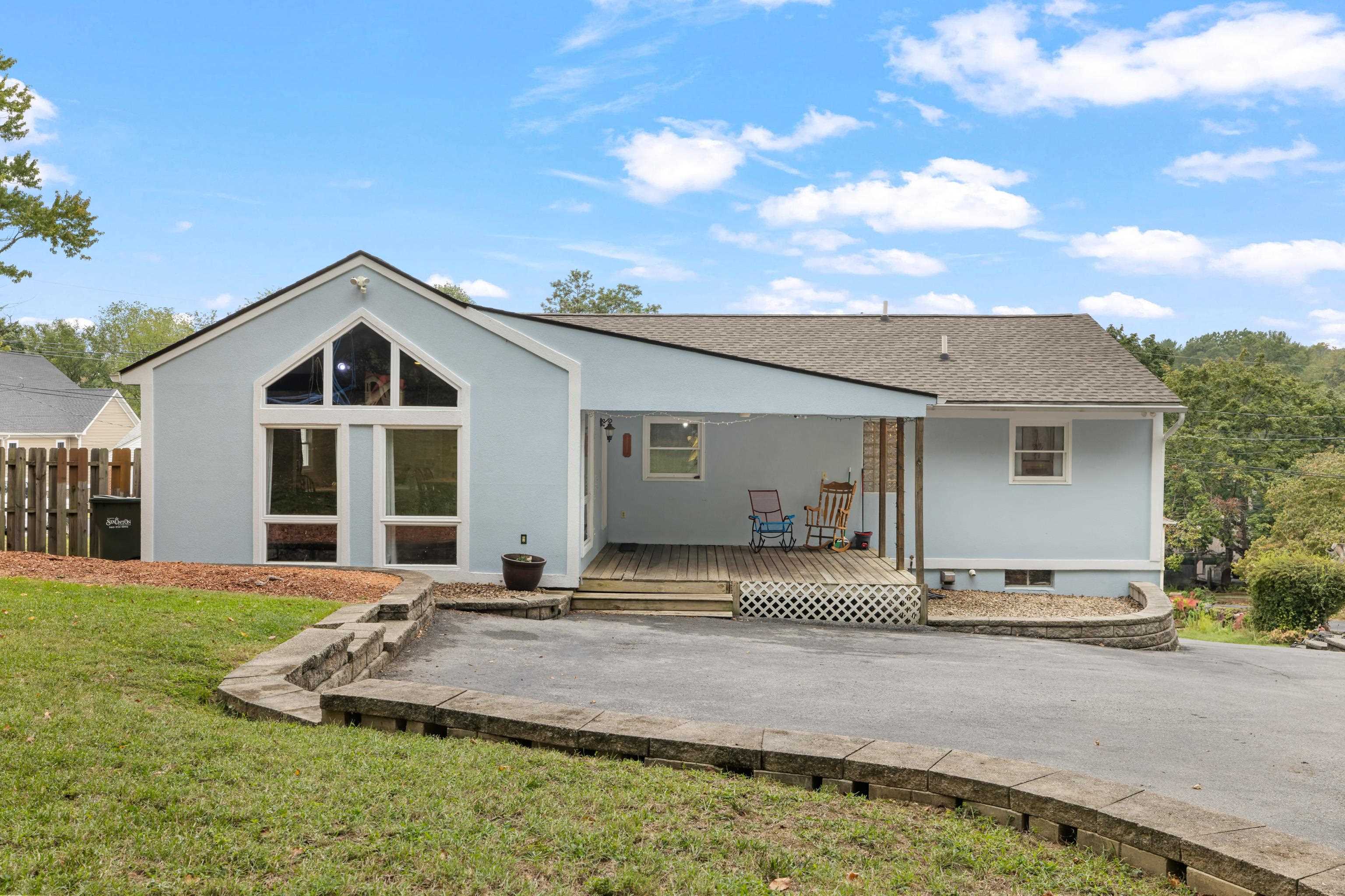 7 BELMONT DR, STAUNTON, Virginia 24401, 4 Bedrooms Bedrooms, ,2 BathroomsBathrooms,Residential,7 BELMONT DR,682306 MLS # 682306 7 BELMONT DR, STAUNTON, Virginia 24401, 4 Bedrooms Bedrooms, ,2 BathroomsBathrooms,Residential,7 BELMONT DR,682306 MLS # 682306