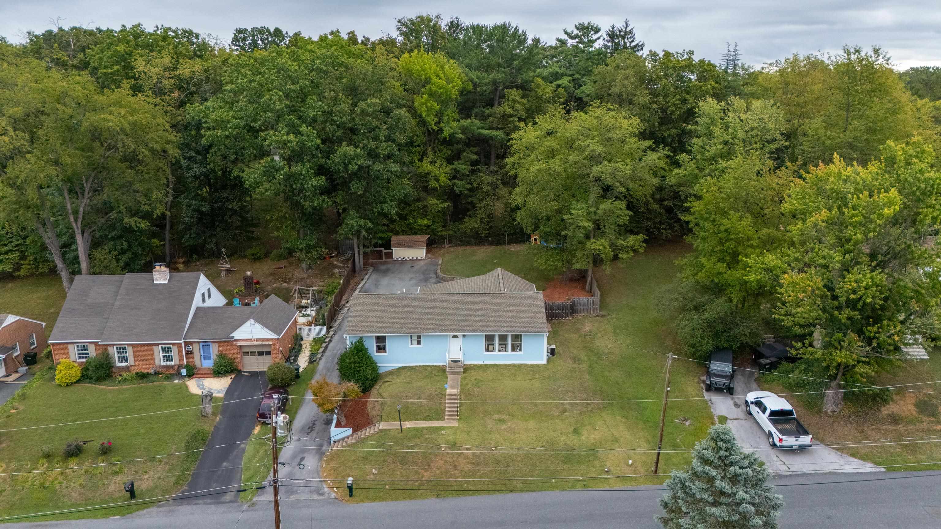 7 BELMONT DR, STAUNTON, Virginia 24401, 4 Bedrooms Bedrooms, ,2 BathroomsBathrooms,Residential,7 BELMONT DR,682306 MLS # 682306 7 BELMONT DR, STAUNTON, Virginia 24401, 4 Bedrooms Bedrooms, ,2 BathroomsBathrooms,Residential,7 BELMONT DR,682306 MLS # 682306
