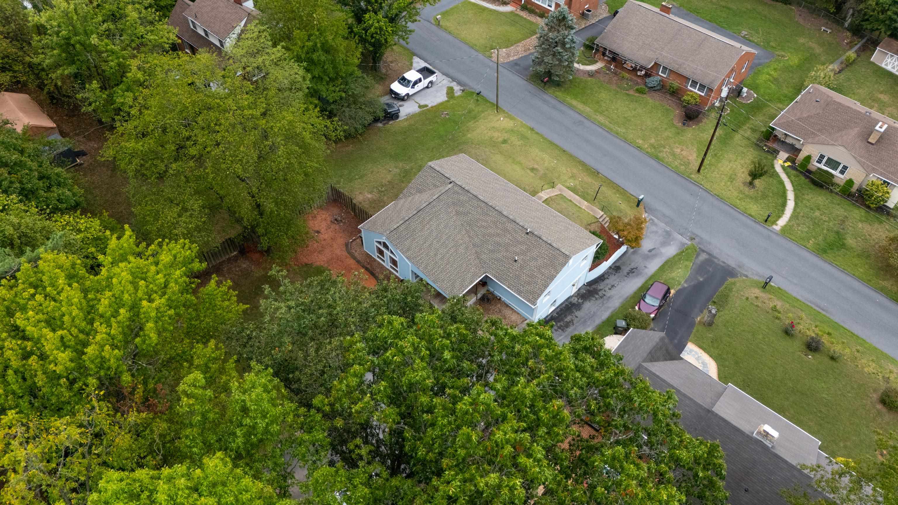 7 BELMONT DR, STAUNTON, Virginia 24401, 4 Bedrooms Bedrooms, ,2 BathroomsBathrooms,Residential,7 BELMONT DR,682306 MLS # 682306 7 BELMONT DR, STAUNTON, Virginia 24401, 4 Bedrooms Bedrooms, ,2 BathroomsBathrooms,Residential,7 BELMONT DR,682306 MLS # 682306