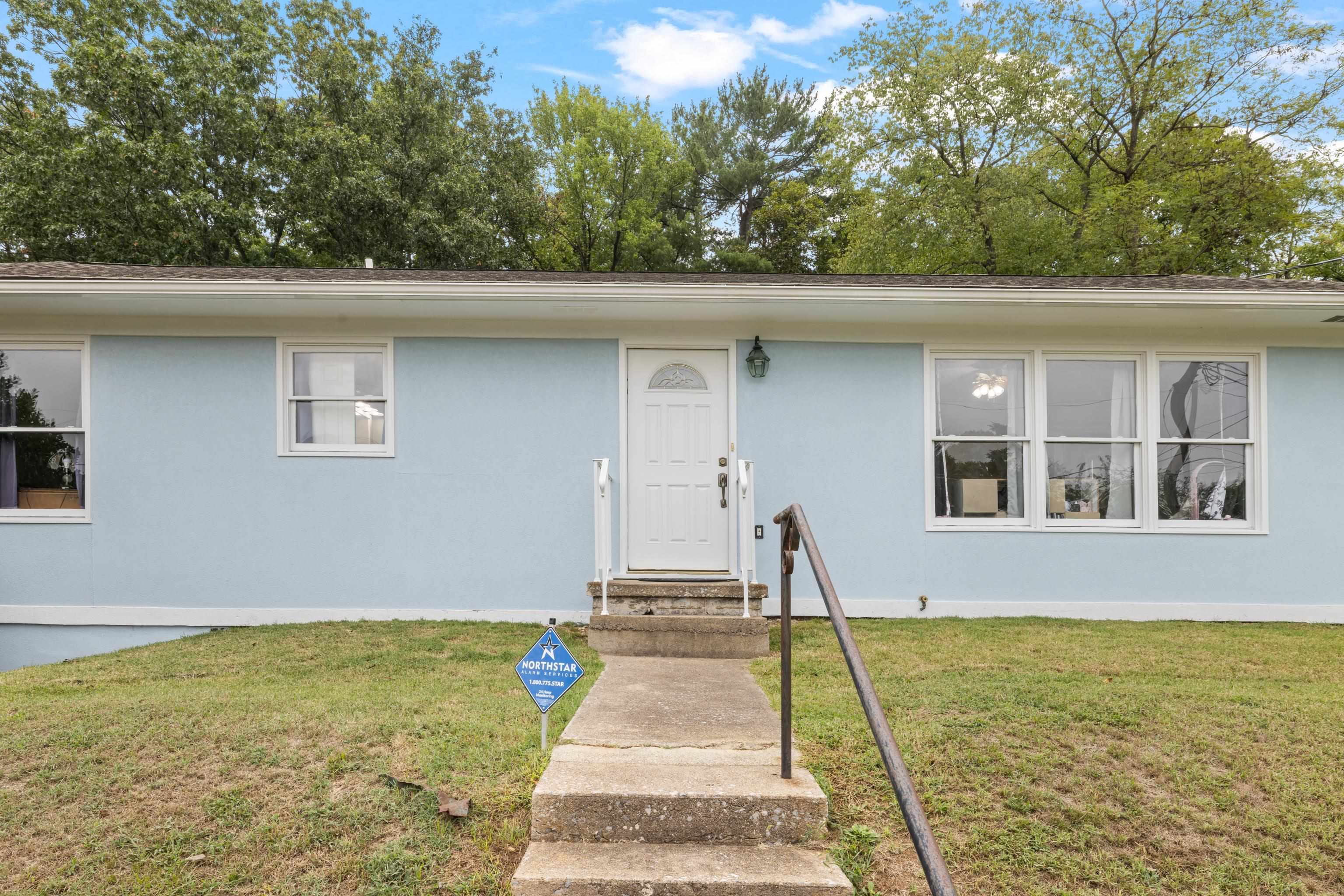 7 BELMONT DR, STAUNTON, Virginia 24401, 4 Bedrooms Bedrooms, ,2 BathroomsBathrooms,Residential,7 BELMONT DR,682306 MLS # 682306 7 BELMONT DR, STAUNTON, Virginia 24401, 4 Bedrooms Bedrooms, ,2 BathroomsBathrooms,Residential,7 BELMONT DR,682306 MLS # 682306