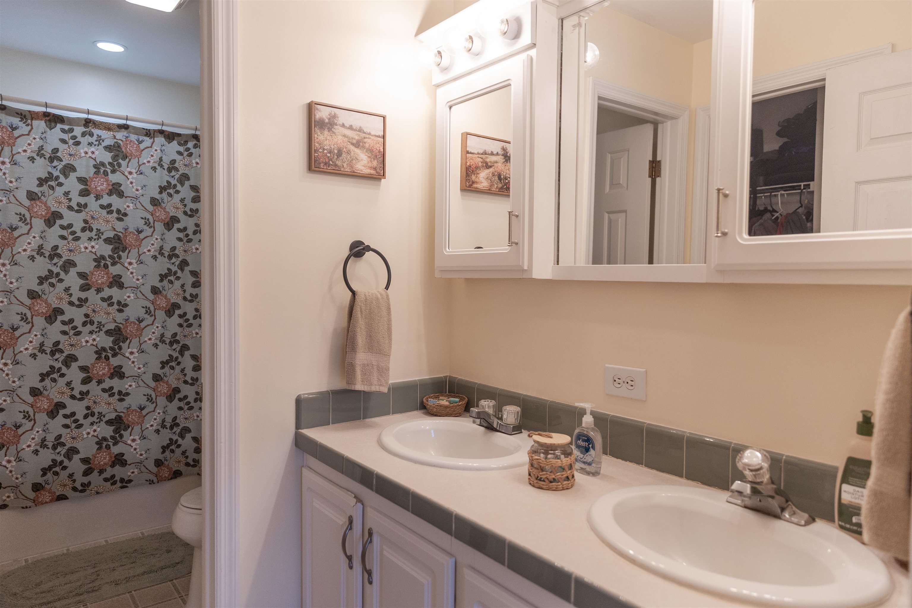 1766 NW FOREST AVE, BUENA VISTA, Virginia 24416, 3 Bedrooms Bedrooms, ,2 BathroomsBathrooms,Residential,1766 NW FOREST AVE,682311 MLS # 682311 1766 NW FOREST AVE, BUENA VISTA, Virginia 24416, 3 Bedrooms Bedrooms, ,2 BathroomsBathrooms,Residential,1766 NW FOREST AVE,682311 MLS # 682311