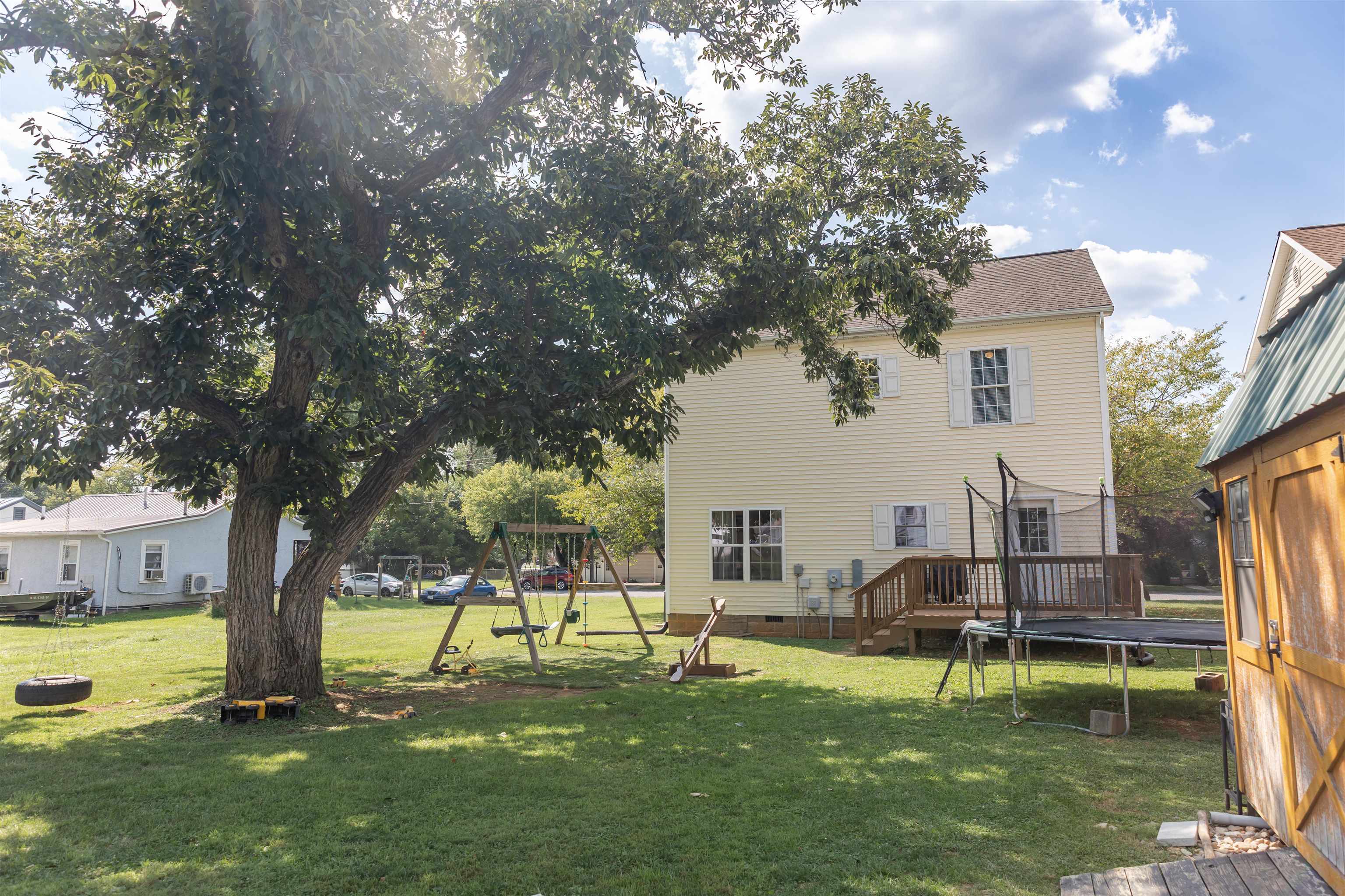 1766 NW FOREST AVE, BUENA VISTA, Virginia 24416, 3 Bedrooms Bedrooms, ,2 BathroomsBathrooms,Residential,1766 NW FOREST AVE,682311 MLS # 682311 1766 NW FOREST AVE, BUENA VISTA, Virginia 24416, 3 Bedrooms Bedrooms, ,2 BathroomsBathrooms,Residential,1766 NW FOREST AVE,682311 MLS # 682311