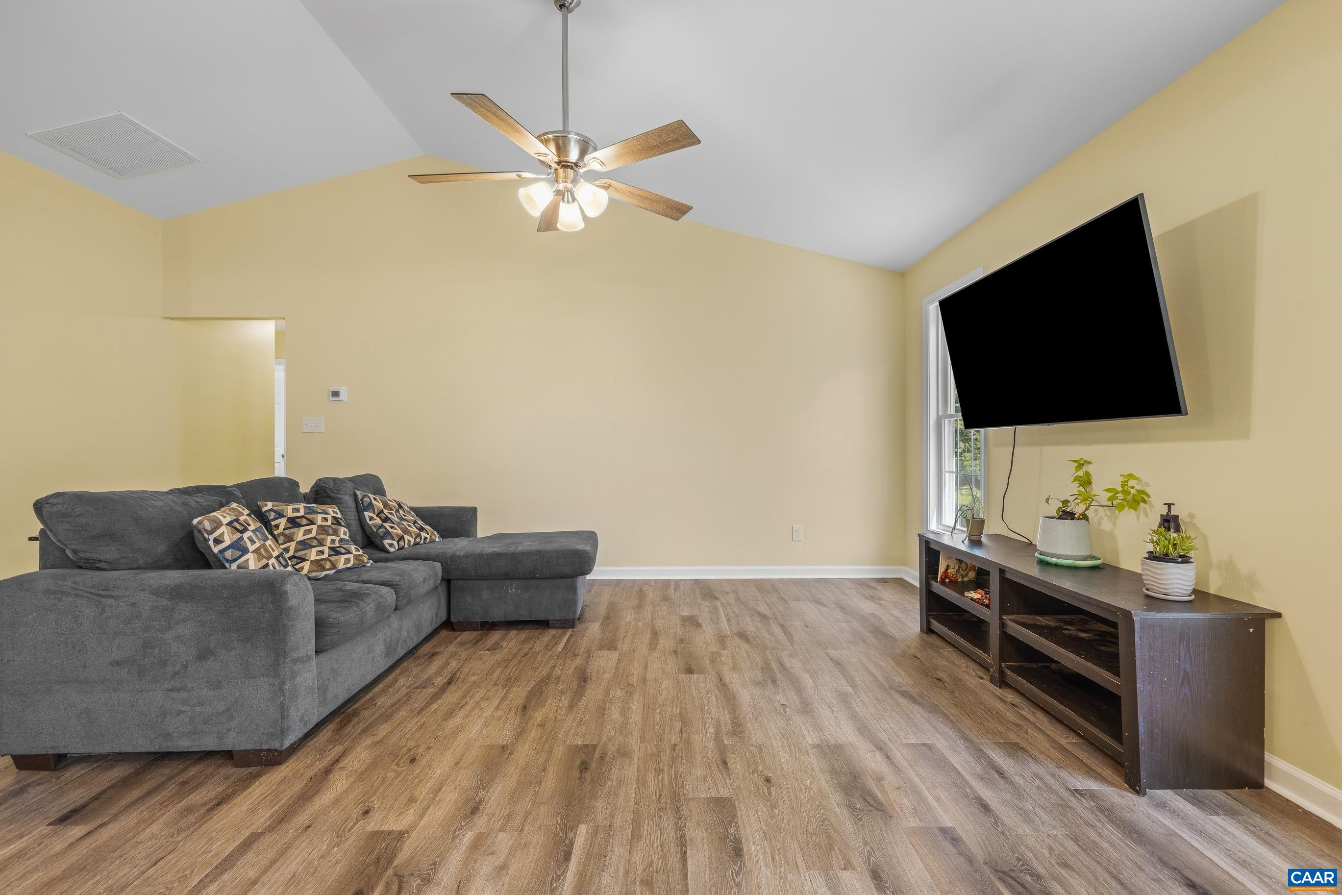 810 BUGGY LN, ROCHELLE, Virginia 22738, 3 Bedrooms Bedrooms, ,2 BathroomsBathrooms,Residential,810 BUGGY LN,682313 MLS # 682313 810 BUGGY LN, ROCHELLE, Virginia 22738, 3 Bedrooms Bedrooms, ,2 BathroomsBathrooms,Residential,810 BUGGY LN,682313 MLS # 682313