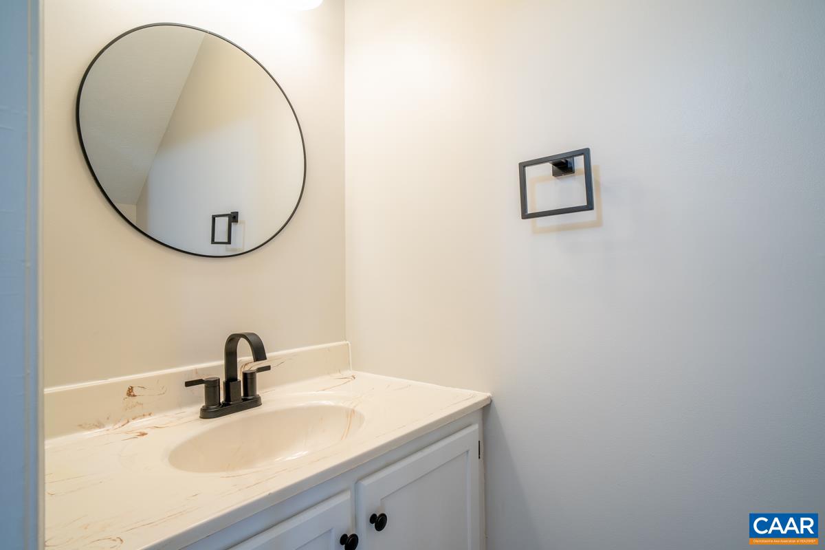 835 NORTHFIELD CT, HARRISONBURG, Virginia 22802, 3 Bedrooms Bedrooms, ,1 BathroomBathrooms,Residential,835 NORTHFIELD CT,682104 MLS # 682104 835 NORTHFIELD CT, HARRISONBURG, Virginia 22802, 3 Bedrooms Bedrooms, ,1 BathroomBathrooms,Residential,835 NORTHFIELD CT,682104 MLS # 682104
