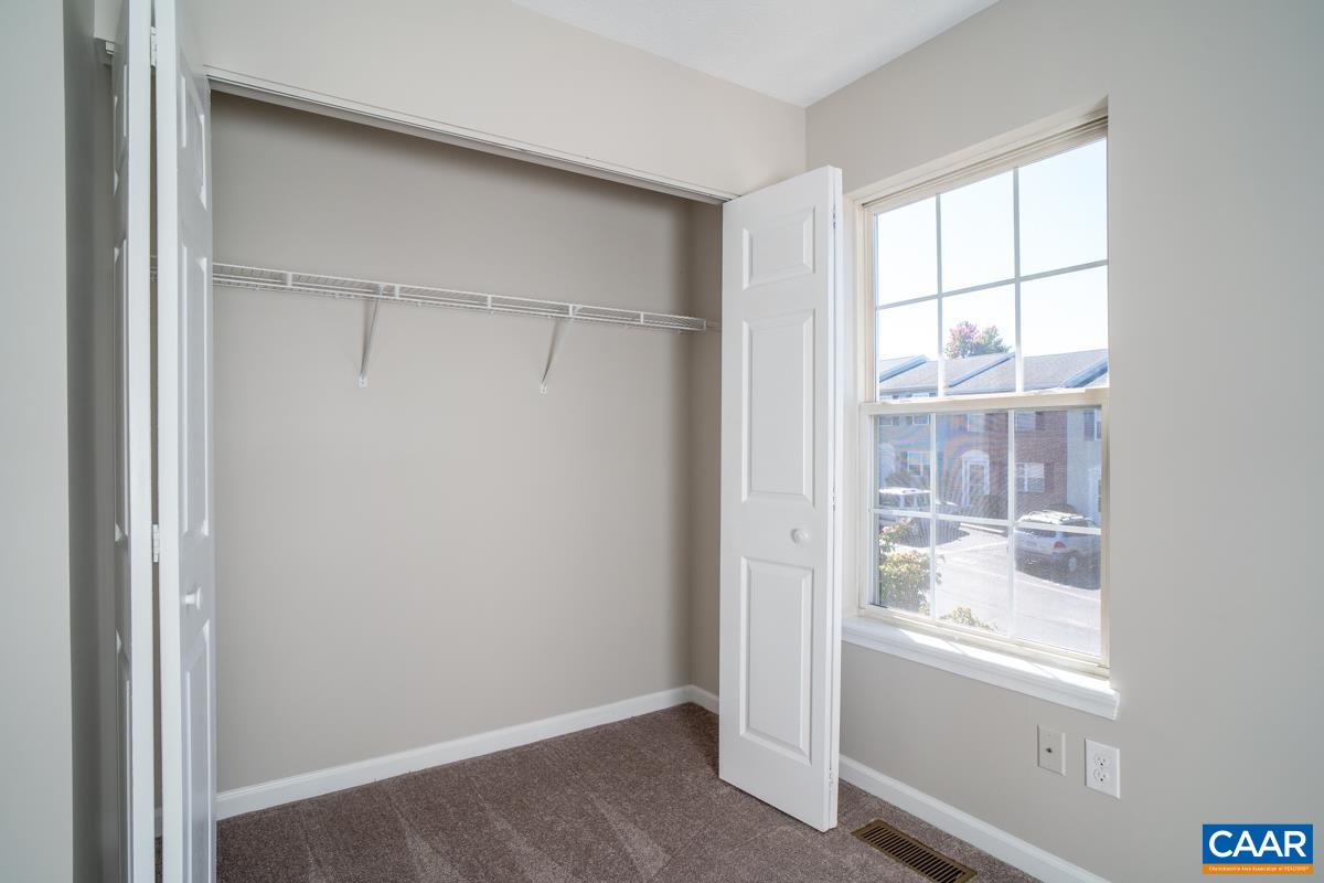 835 NORTHFIELD CT, HARRISONBURG, Virginia 22802, 3 Bedrooms Bedrooms, ,1 BathroomBathrooms,Residential,835 NORTHFIELD CT,682104 MLS # 682104 835 NORTHFIELD CT, HARRISONBURG, Virginia 22802, 3 Bedrooms Bedrooms, ,1 BathroomBathrooms,Residential,835 NORTHFIELD CT,682104 MLS # 682104