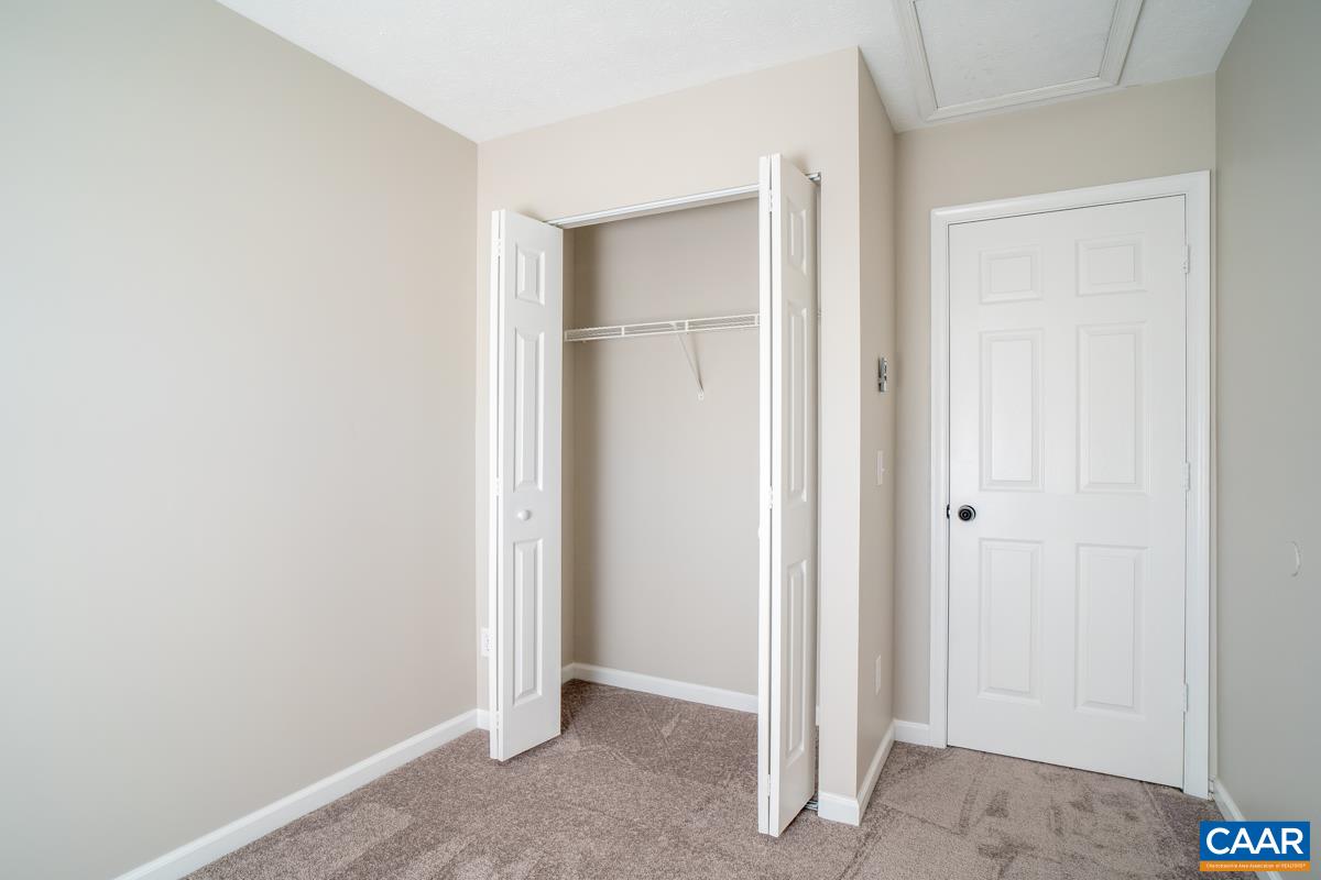 835 NORTHFIELD CT, HARRISONBURG, Virginia 22802, 3 Bedrooms Bedrooms, ,1 BathroomBathrooms,Residential,835 NORTHFIELD CT,682104 MLS # 682104 835 NORTHFIELD CT, HARRISONBURG, Virginia 22802, 3 Bedrooms Bedrooms, ,1 BathroomBathrooms,Residential,835 NORTHFIELD CT,682104 MLS # 682104