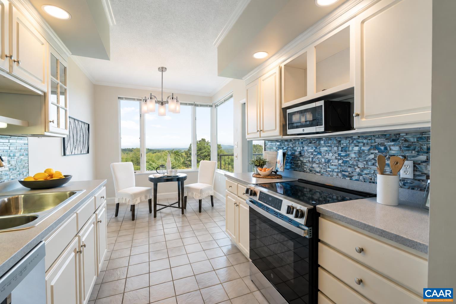 500 CRESTWOOD DR, CHARLOTTESVILLE, Virginia 22903, 2 Bedrooms Bedrooms, ,2 BathroomsBathrooms,Residential,500 CRESTWOOD DR,682253 MLS # 682253 500 CRESTWOOD DR, CHARLOTTESVILLE, Virginia 22903, 2 Bedrooms Bedrooms, ,2 BathroomsBathrooms,Residential,500 CRESTWOOD DR,682253 MLS # 682253