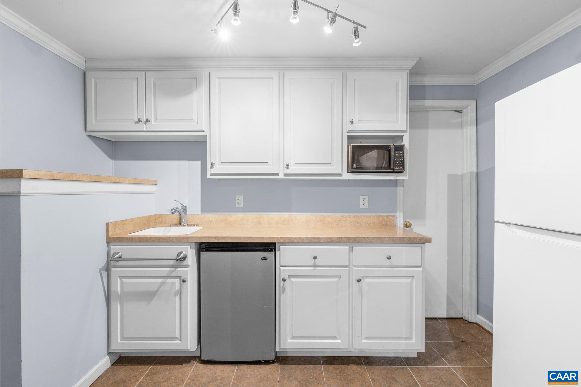 3294 BUCK ISLAND RD, CHARLOTTESVILLE, Virginia 22902, 3 Bedrooms Bedrooms, ,3 BathroomsBathrooms,Residential,3294 BUCK ISLAND RD,682278 MLS # 682278 3294 BUCK ISLAND RD, CHARLOTTESVILLE, Virginia 22902, 3 Bedrooms Bedrooms, ,3 BathroomsBathrooms,Residential,3294 BUCK ISLAND RD,682278 MLS # 682278