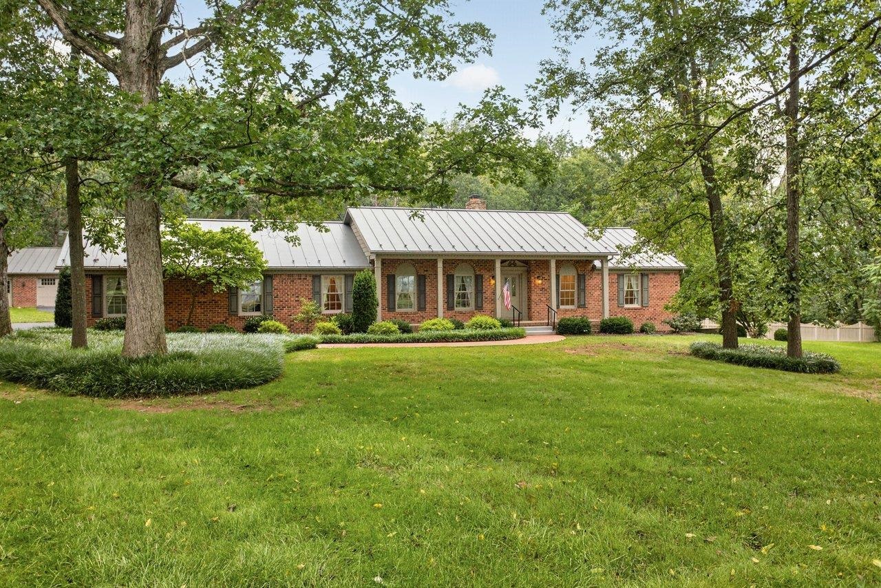 8798 CENTERVILLE RD, BRIDGEWATER, Virginia 22812, 3 Bedrooms Bedrooms, ,2 BathroomsBathrooms,Residential,8798 CENTERVILLE RD,682314 MLS # 682314