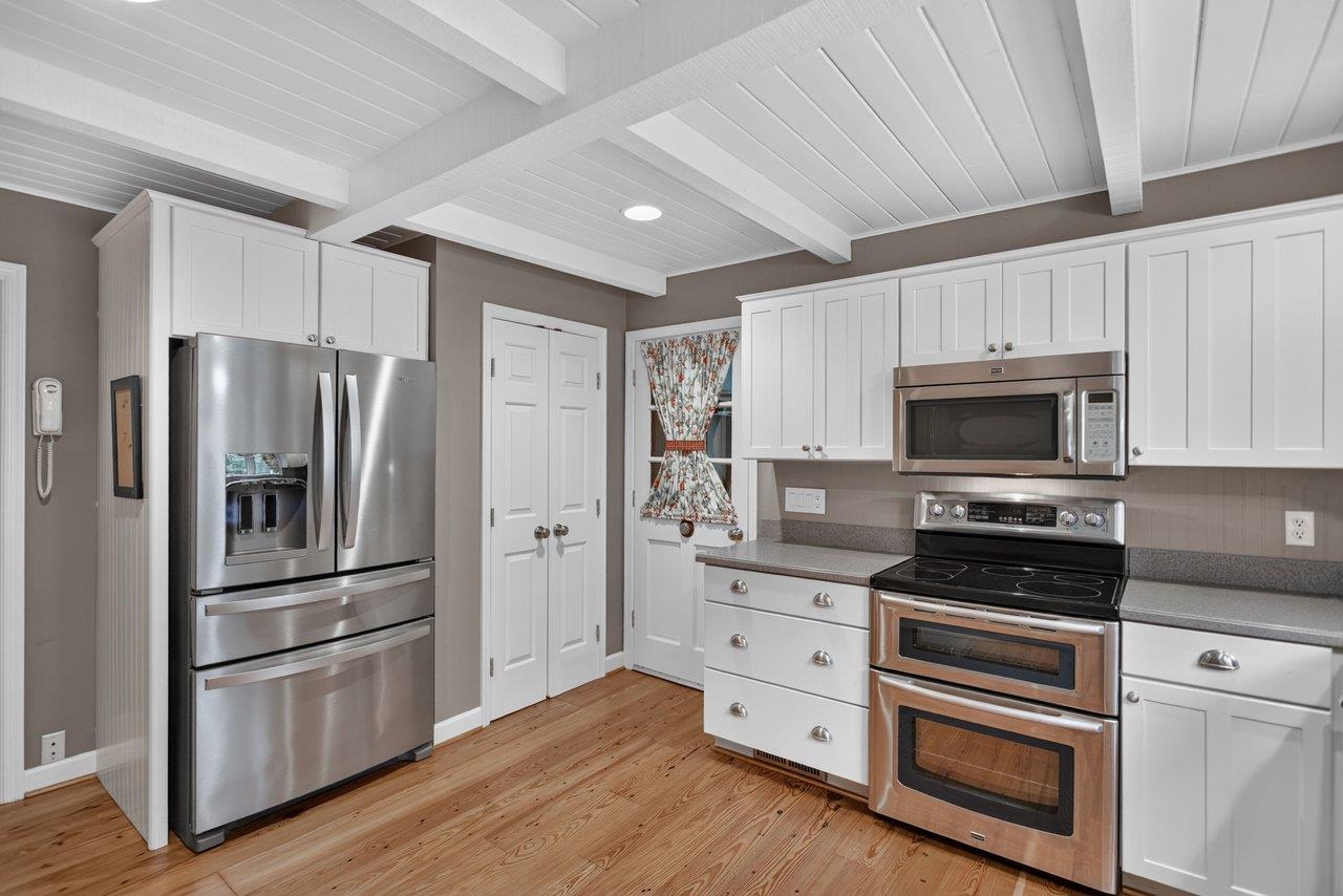 8798 CENTERVILLE RD, BRIDGEWATER, Virginia 22812, 3 Bedrooms Bedrooms, ,2 BathroomsBathrooms,Residential,8798 CENTERVILLE RD,682314 MLS # 682314 8798 CENTERVILLE RD, BRIDGEWATER, Virginia 22812, 3 Bedrooms Bedrooms, ,2 BathroomsBathrooms,Residential,8798 CENTERVILLE RD,682314 MLS # 682314