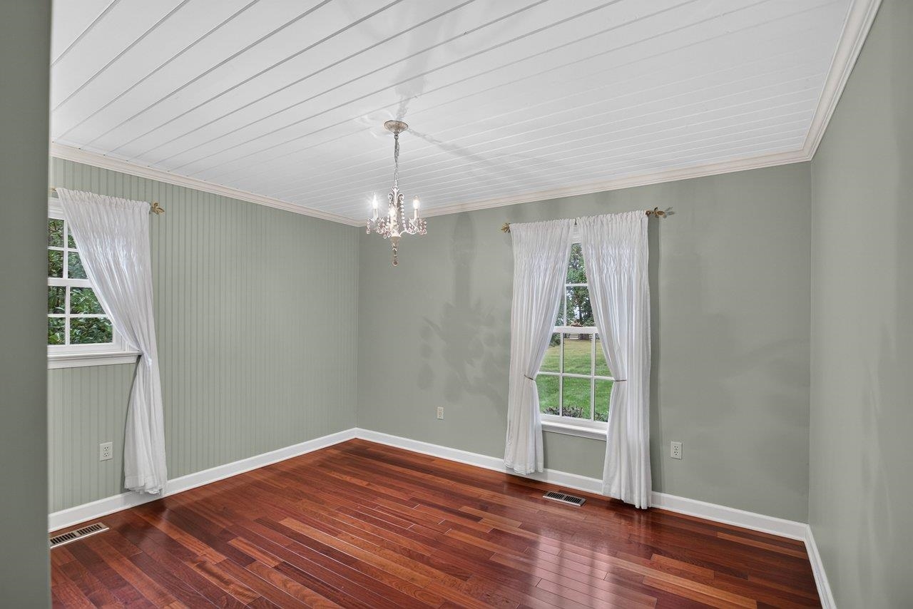 8798 CENTERVILLE RD, BRIDGEWATER, Virginia 22812, 3 Bedrooms Bedrooms, ,2 BathroomsBathrooms,Residential,8798 CENTERVILLE RD,682314 MLS # 682314 8798 CENTERVILLE RD, BRIDGEWATER, Virginia 22812, 3 Bedrooms Bedrooms, ,2 BathroomsBathrooms,Residential,8798 CENTERVILLE RD,682314 MLS # 682314