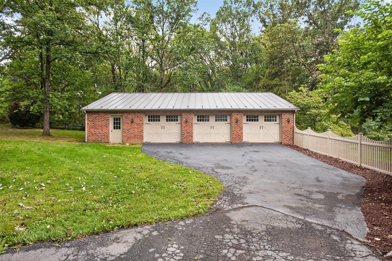8798 CENTERVILLE RD, BRIDGEWATER, Virginia 22812, 3 Bedrooms Bedrooms, ,2 BathroomsBathrooms,Residential,8798 CENTERVILLE RD,682314 MLS # 682314 8798 CENTERVILLE RD, BRIDGEWATER, Virginia 22812, 3 Bedrooms Bedrooms, ,2 BathroomsBathrooms,Residential,8798 CENTERVILLE RD,682314 MLS # 682314