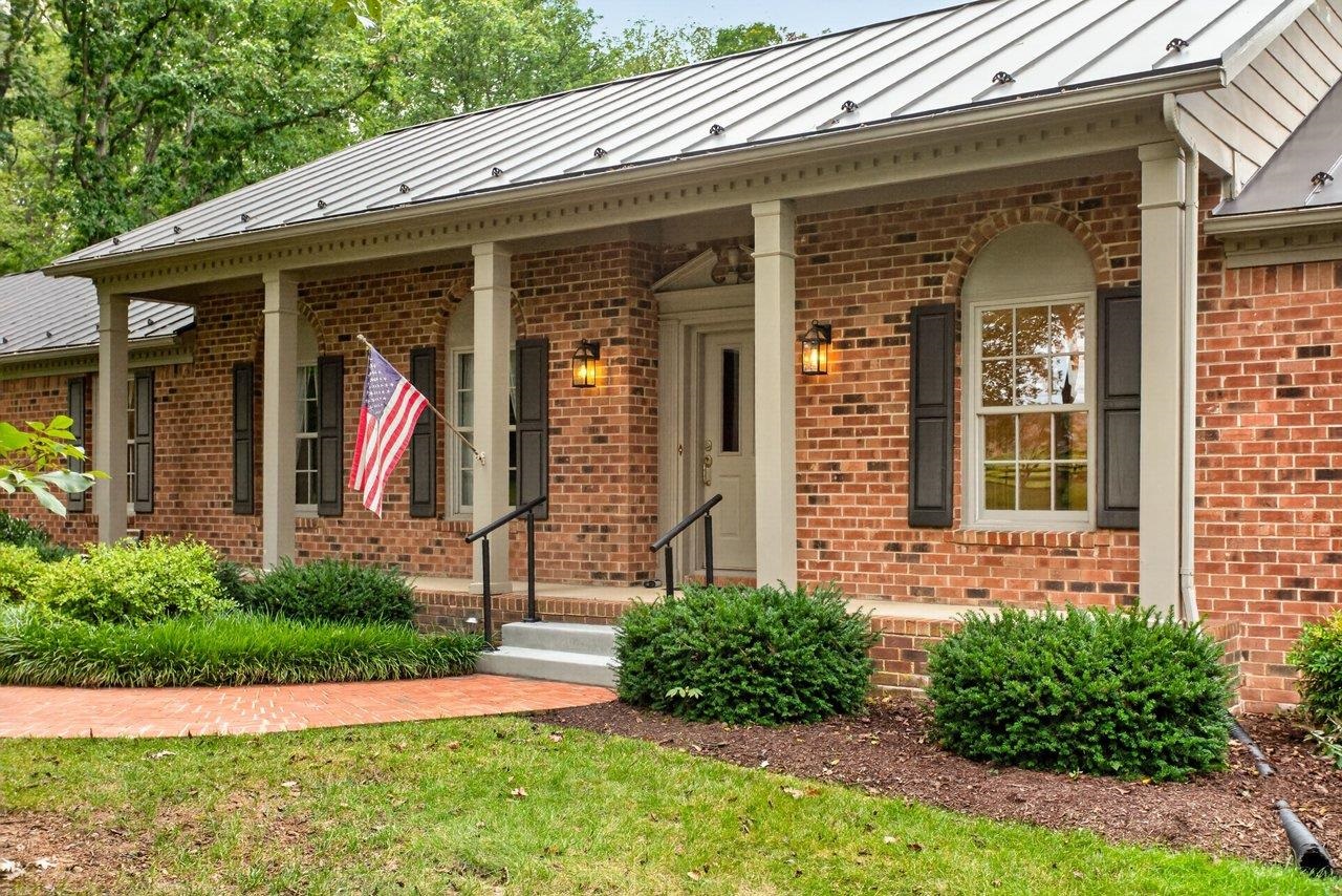 8798 CENTERVILLE RD, BRIDGEWATER, Virginia 22812, 3 Bedrooms Bedrooms, ,2 BathroomsBathrooms,Residential,8798 CENTERVILLE RD,682314 MLS # 682314 8798 CENTERVILLE RD, BRIDGEWATER, Virginia 22812, 3 Bedrooms Bedrooms, ,2 BathroomsBathrooms,Residential,8798 CENTERVILLE RD,682314 MLS # 682314