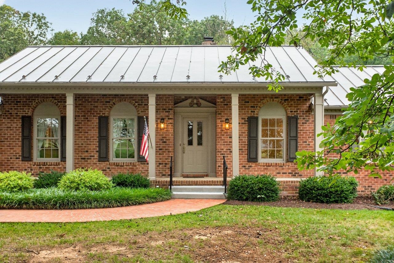 8798 CENTERVILLE RD, BRIDGEWATER, Virginia 22812, 3 Bedrooms Bedrooms, ,2 BathroomsBathrooms,Residential,8798 CENTERVILLE RD,682314 MLS # 682314 8798 CENTERVILLE RD, BRIDGEWATER, Virginia 22812, 3 Bedrooms Bedrooms, ,2 BathroomsBathrooms,Residential,8798 CENTERVILLE RD,682314 MLS # 682314