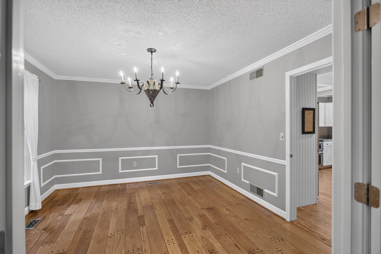 8798 CENTERVILLE RD, BRIDGEWATER, Virginia 22812, 3 Bedrooms Bedrooms, ,2 BathroomsBathrooms,Residential,8798 CENTERVILLE RD,682314 MLS # 682314 8798 CENTERVILLE RD, BRIDGEWATER, Virginia 22812, 3 Bedrooms Bedrooms, ,2 BathroomsBathrooms,Residential,8798 CENTERVILLE RD,682314 MLS # 682314