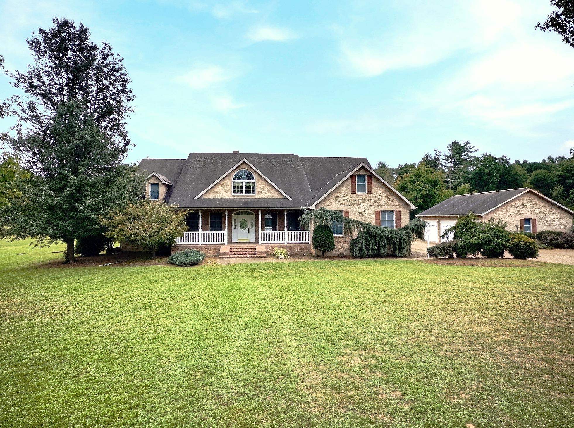 8295 SOUTH EAST SIDE HWY, ELKTON, Virginia 22827, 3 Bedrooms Bedrooms, ,3 BathroomsBathrooms,Residential,8295 S East Side Hwy, Elkton, VA 22827,8295 SOUTH EAST SIDE HWY,682318 MLS # 682318