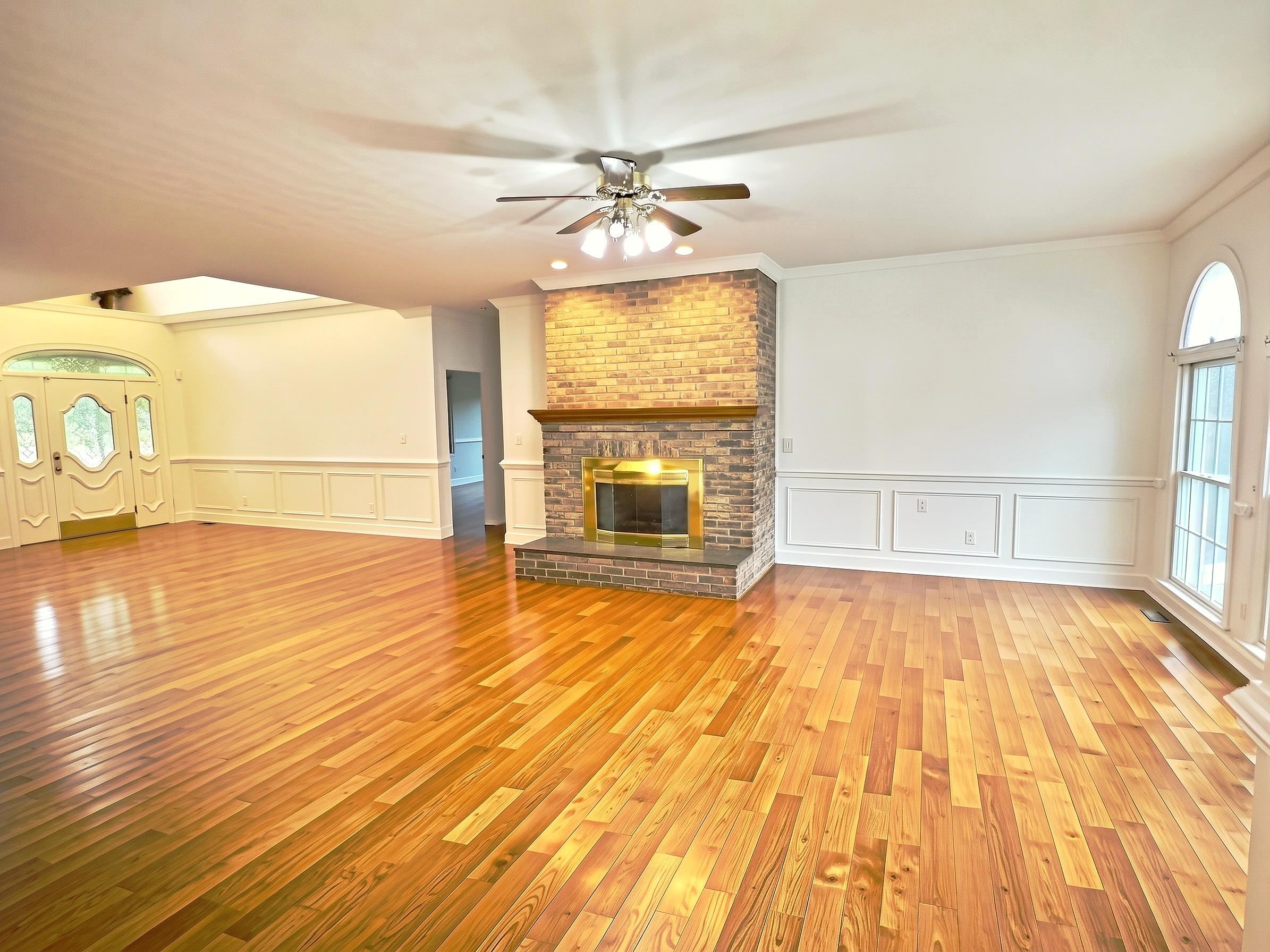 8295 SOUTH EAST SIDE HWY, ELKTON, Virginia 22827, 3 Bedrooms Bedrooms, ,3 BathroomsBathrooms,Residential,8295 S East Side Hwy, Elkton, VA 22827,8295 SOUTH EAST SIDE HWY,682318 MLS # 682318