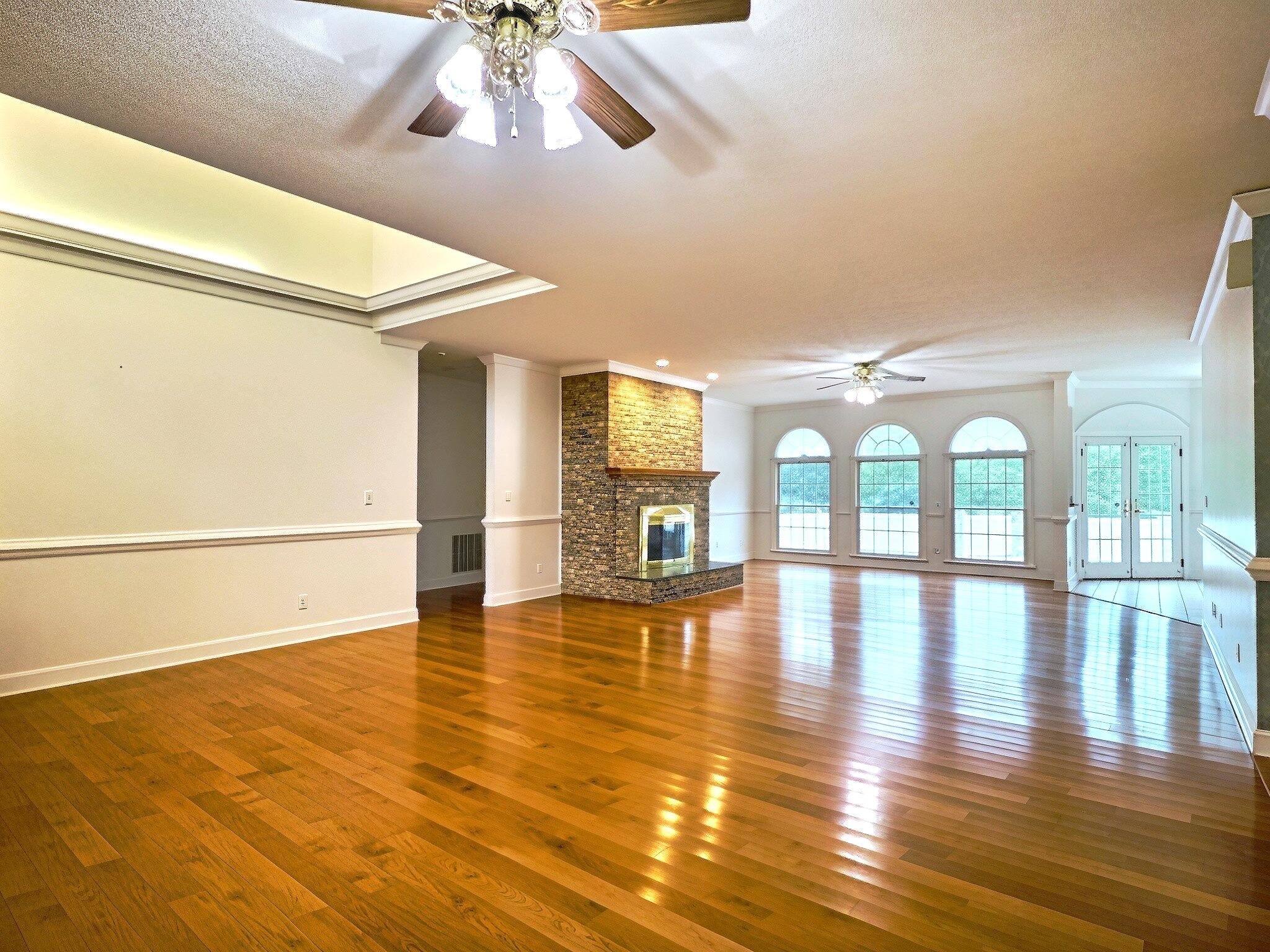 8295 SOUTH EAST SIDE HWY, ELKTON, Virginia 22827, 3 Bedrooms Bedrooms, ,3 BathroomsBathrooms,Residential,8295 S East Side Hwy, Elkton, VA 22827,8295 SOUTH EAST SIDE HWY,682318 MLS # 682318