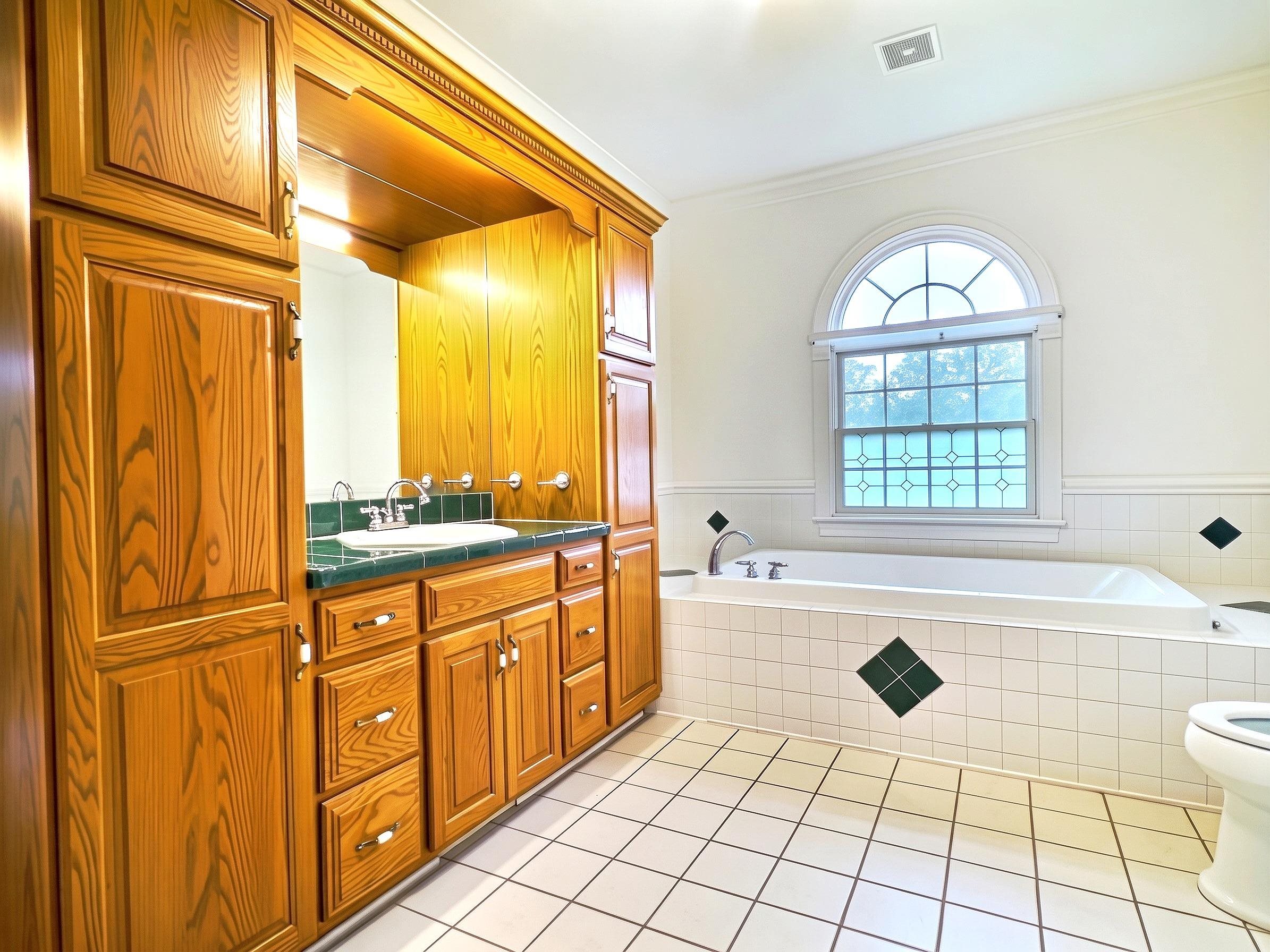 8295 SOUTH EAST SIDE HWY, ELKTON, Virginia 22827, 3 Bedrooms Bedrooms, ,3 BathroomsBathrooms,Residential,8295 S East Side Hwy, Elkton, VA 22827,8295 SOUTH EAST SIDE HWY,682318 MLS # 682318