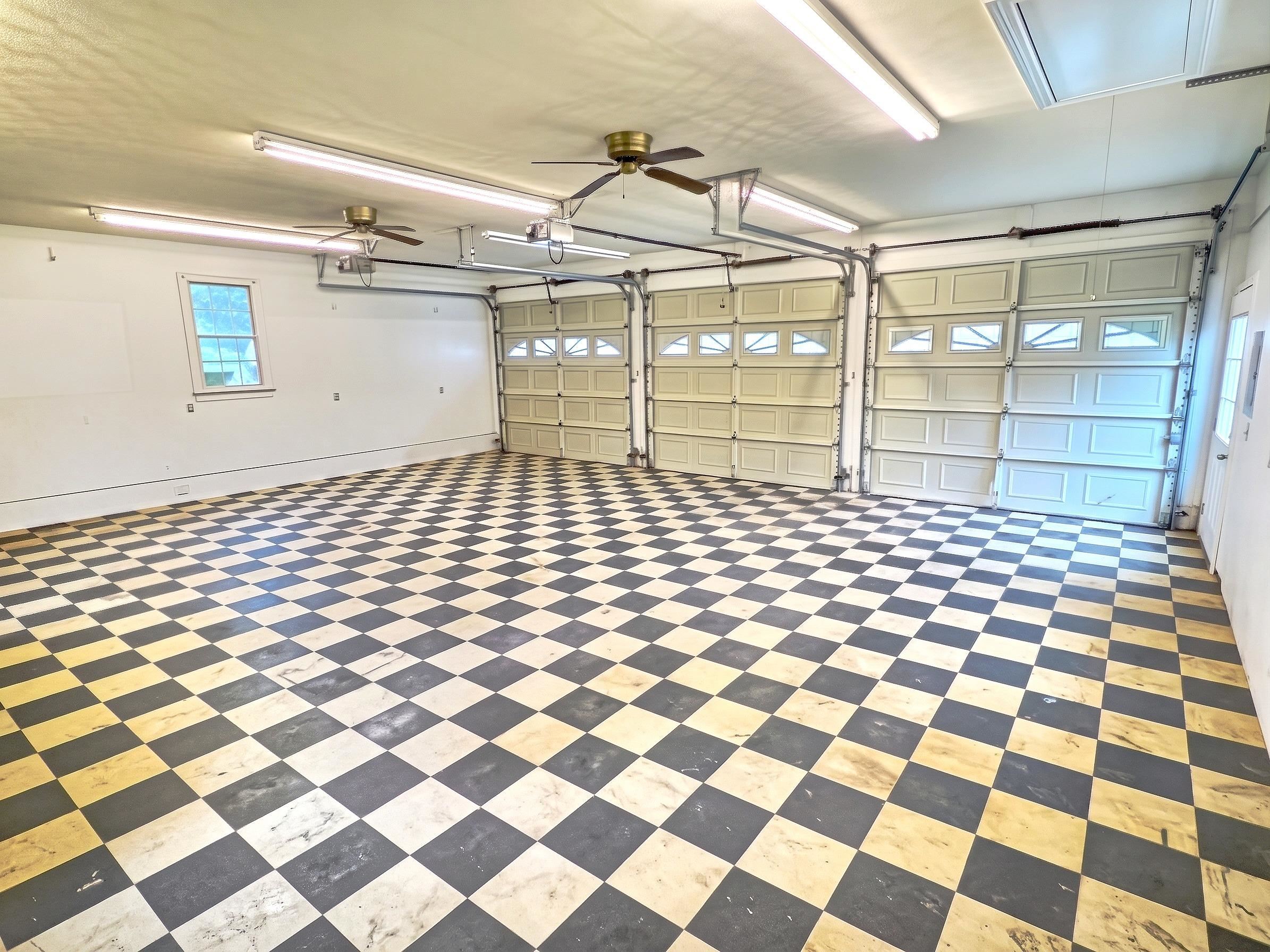 8295 SOUTH EAST SIDE HWY, ELKTON, Virginia 22827, 3 Bedrooms Bedrooms, ,3 BathroomsBathrooms,Residential,8295 S East Side Hwy, Elkton, VA 22827,8295 SOUTH EAST SIDE HWY,682318 MLS # 682318
