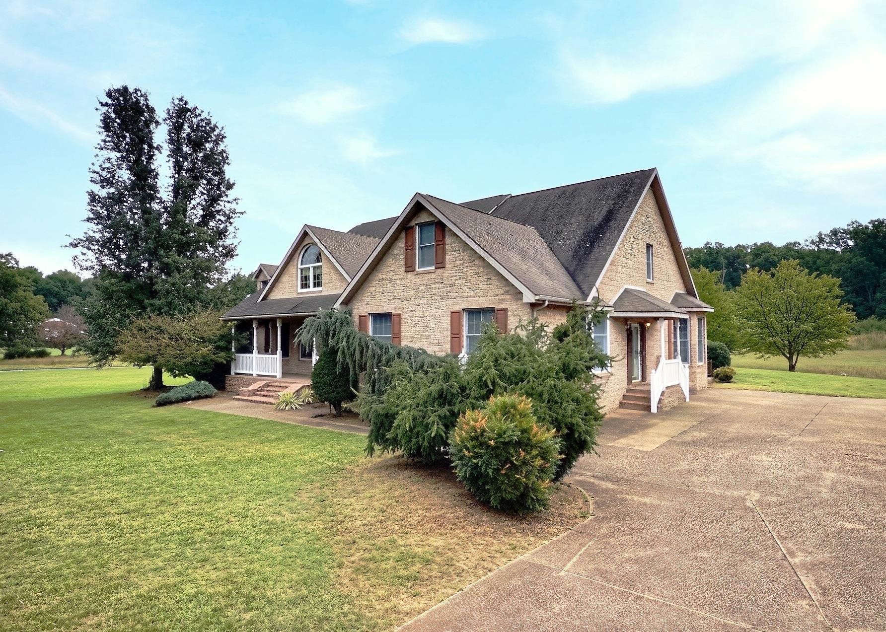 8295 SOUTH EAST SIDE HWY, ELKTON, Virginia 22827, 3 Bedrooms Bedrooms, ,3 BathroomsBathrooms,Residential,8295 S East Side Hwy, Elkton, VA 22827,8295 SOUTH EAST SIDE HWY,682318 MLS # 682318