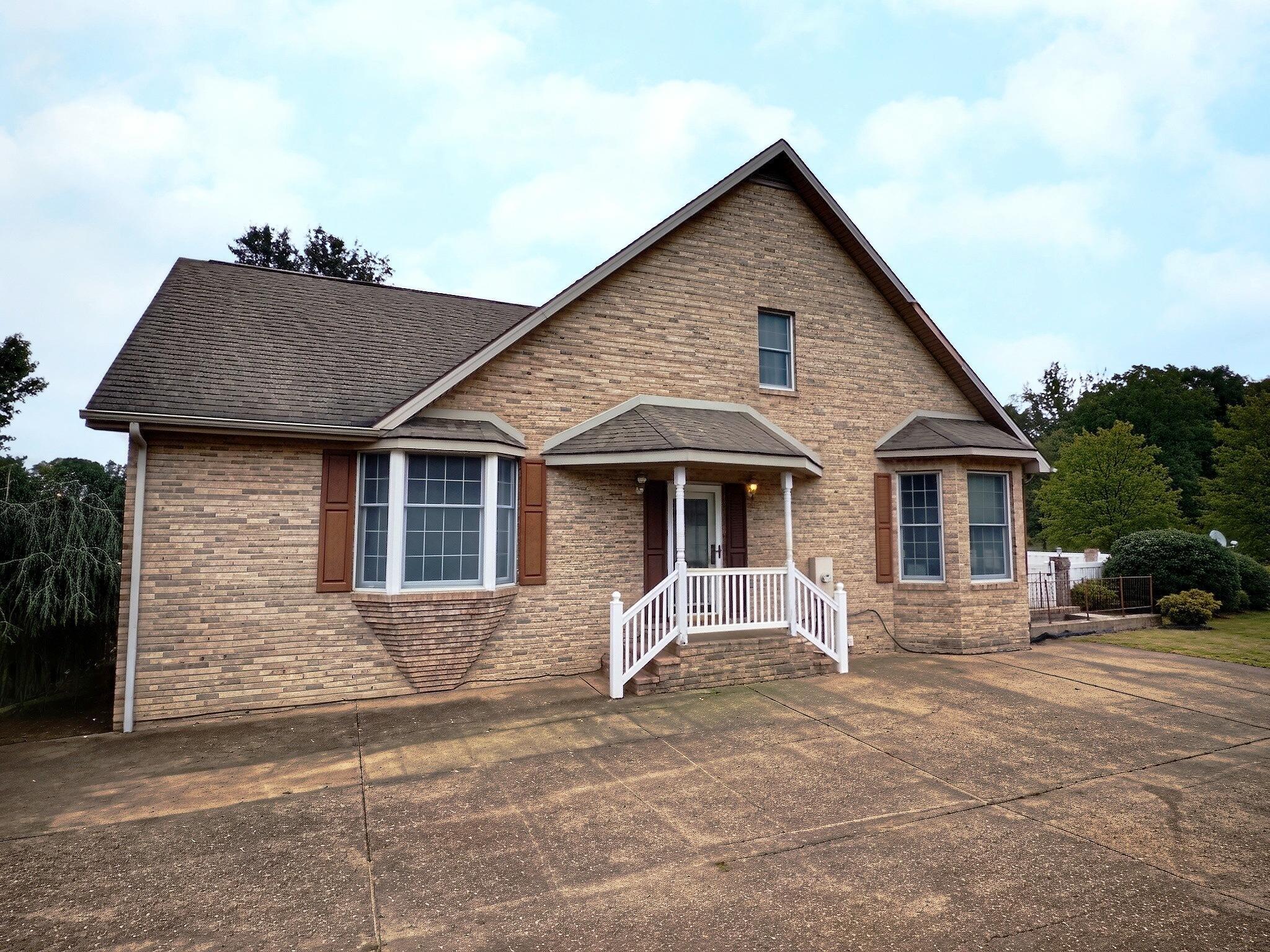 8295 SOUTH EAST SIDE HWY, ELKTON, Virginia 22827, 3 Bedrooms Bedrooms, ,3 BathroomsBathrooms,Residential,8295 S East Side Hwy, Elkton, VA 22827,8295 SOUTH EAST SIDE HWY,682318 MLS # 682318