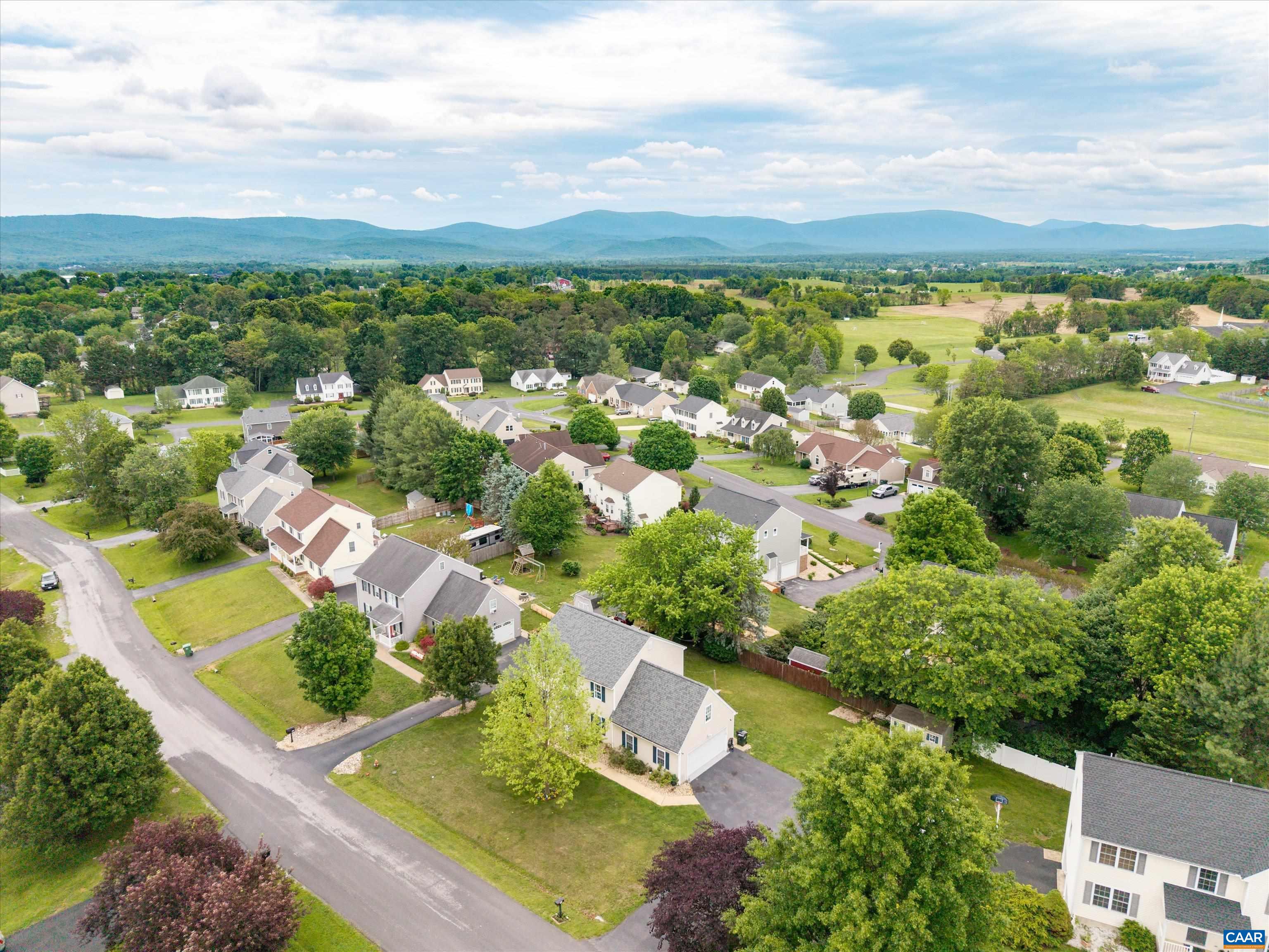 156 PHEASANT RUN, WAYNESBORO, Virginia 22980, 4 Bedrooms Bedrooms, ,2 BathroomsBathrooms,Residential,156 PHEASANT RUN,677822 MLS # 677822 156 PHEASANT RUN, WAYNESBORO, Virginia 22980, 4 Bedrooms Bedrooms, ,2 BathroomsBathrooms,Residential,156 PHEASANT RUN,677822 MLS # 677822