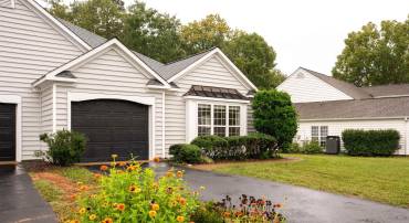 533 PEBBLE HILL CT, CHARLOTTESVILLE, Virginia 22903, 2 Bedrooms Bedrooms, ,2 BathroomsBathrooms,Residential,533 PEBBLE HILL CT,682135 MLS # 682135