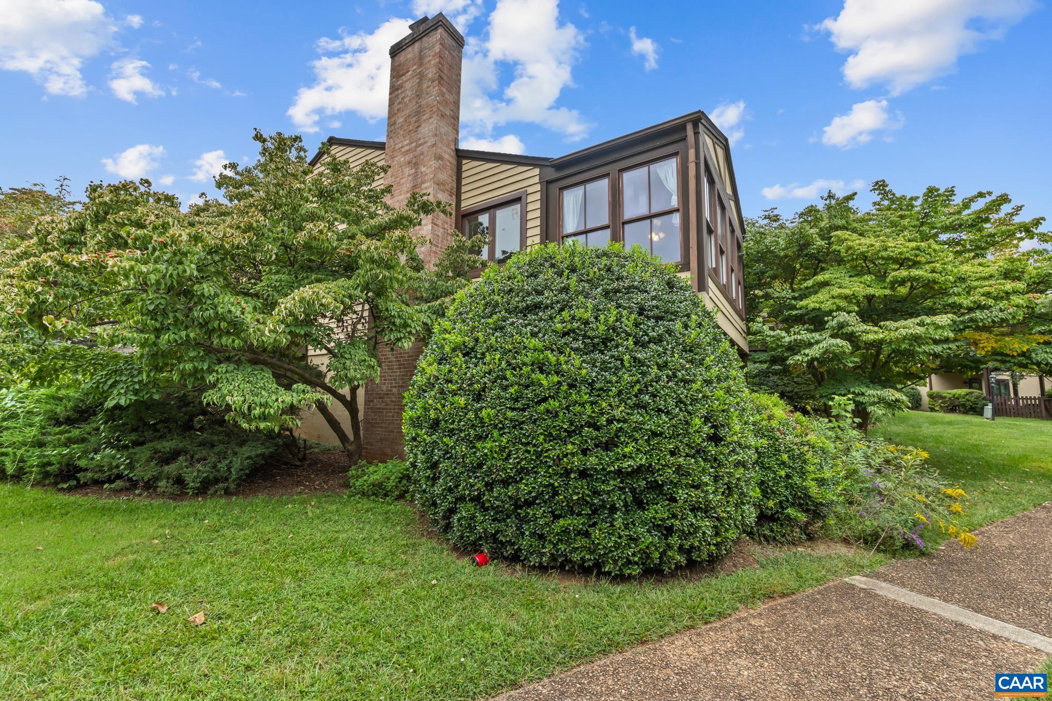1287 BRANCHLANDS DR, CHARLOTTESVILLE, Virginia 22901, 3 Bedrooms Bedrooms, ,3 BathroomsBathrooms,Residential,Pecan Ct,1287 BRANCHLANDS DR,682331 MLS # 682331 1287 BRANCHLANDS DR, CHARLOTTESVILLE, Virginia 22901, 3 Bedrooms Bedrooms, ,3 BathroomsBathrooms,Residential,Pecan Ct,1287 BRANCHLANDS DR,682331 MLS # 682331