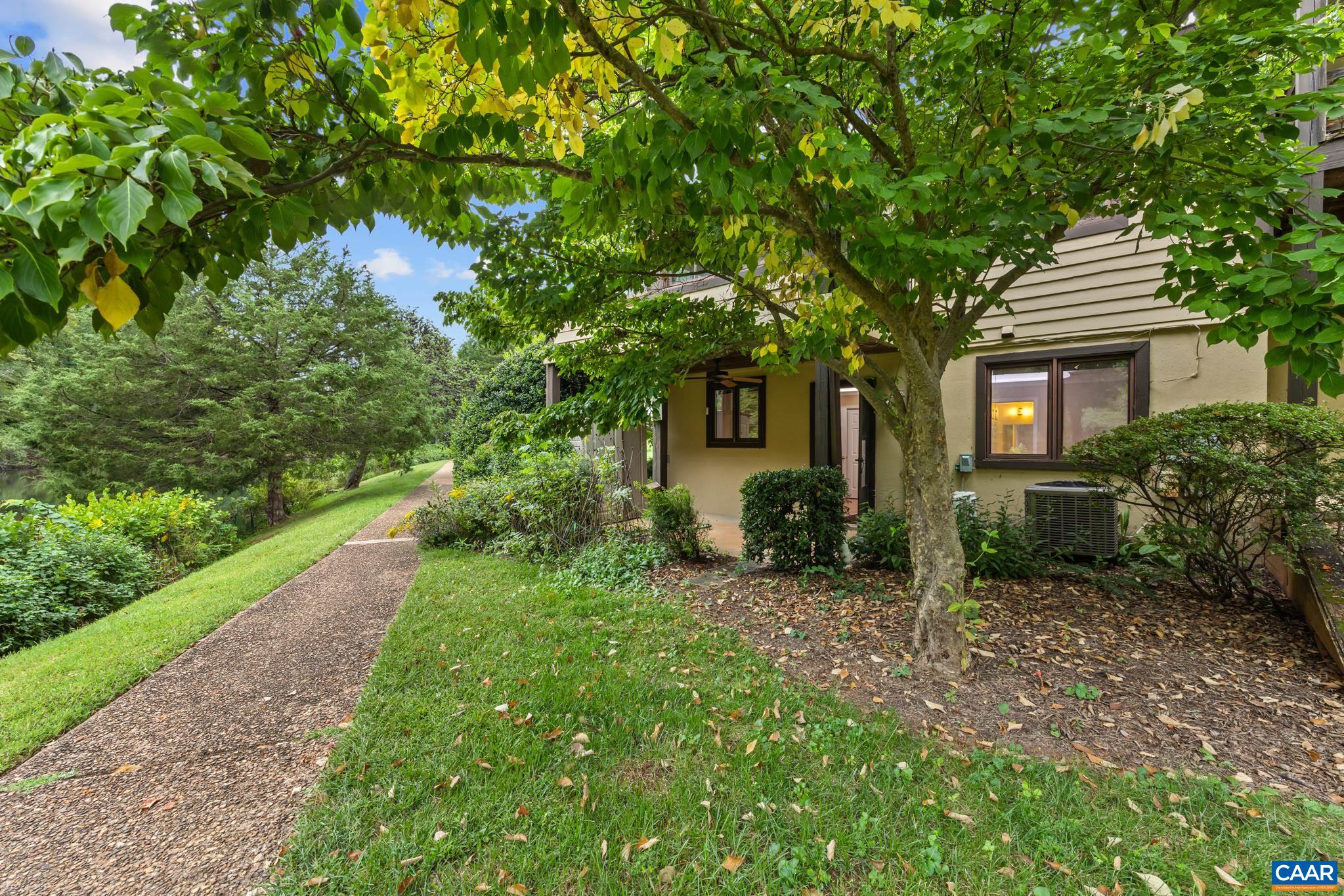 1287 BRANCHLANDS DR, CHARLOTTESVILLE, Virginia 22901, 3 Bedrooms Bedrooms, ,3 BathroomsBathrooms,Residential,Pecan Ct,1287 BRANCHLANDS DR,682331 MLS # 682331 1287 BRANCHLANDS DR, CHARLOTTESVILLE, Virginia 22901, 3 Bedrooms Bedrooms, ,3 BathroomsBathrooms,Residential,Pecan Ct,1287 BRANCHLANDS DR,682331 MLS # 682331