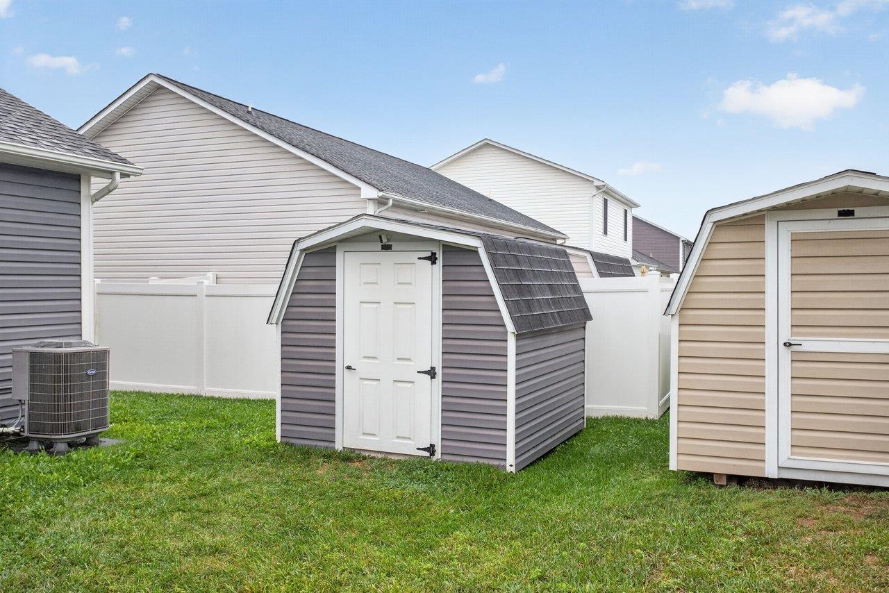 223 DYLAN CIR, BRIDGEWATER, Virginia 22812, 3 Bedrooms Bedrooms, ,2 BathroomsBathrooms,Residential,223 DYLAN CIR,682335 MLS # 682335