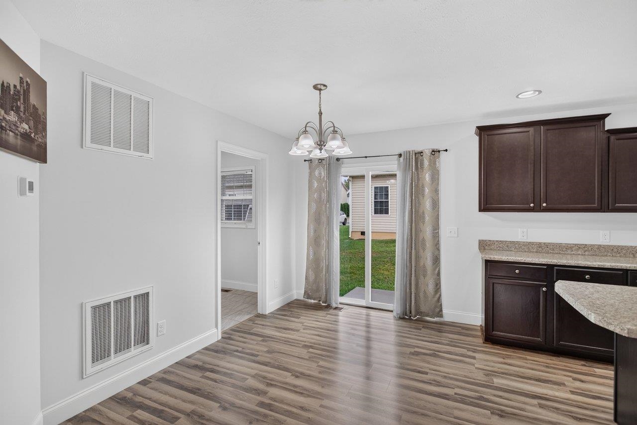 223 DYLAN CIR, BRIDGEWATER, Virginia 22812, 3 Bedrooms Bedrooms, ,2 BathroomsBathrooms,Residential,223 DYLAN CIR,682335 MLS # 682335
