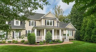 1729 HYLAND CREEK CIR, CHARLOTTESVILLE, Virginia 22911, 4 Bedrooms Bedrooms, ,2 BathroomsBathrooms,Residential,1729 HYLAND CREEK CIR,682336 MLS # 682336