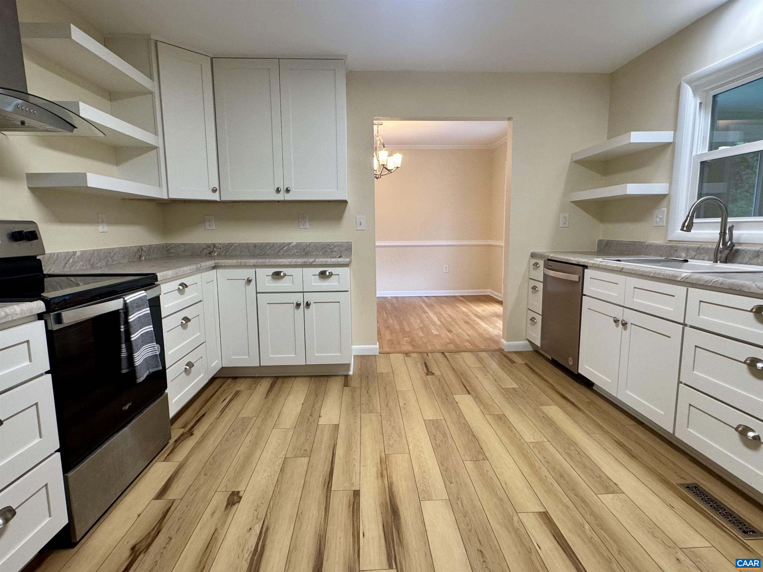 117 ROSE HILL CIR, STAUNTON, Virginia 24401, 3 Bedrooms Bedrooms, ,2 BathroomsBathrooms,Residential,117 ROSE HILL CIR,682339 MLS # 682339 117 ROSE HILL CIR, STAUNTON, Virginia 24401, 3 Bedrooms Bedrooms, ,2 BathroomsBathrooms,Residential,117 ROSE HILL CIR,682339 MLS # 682339