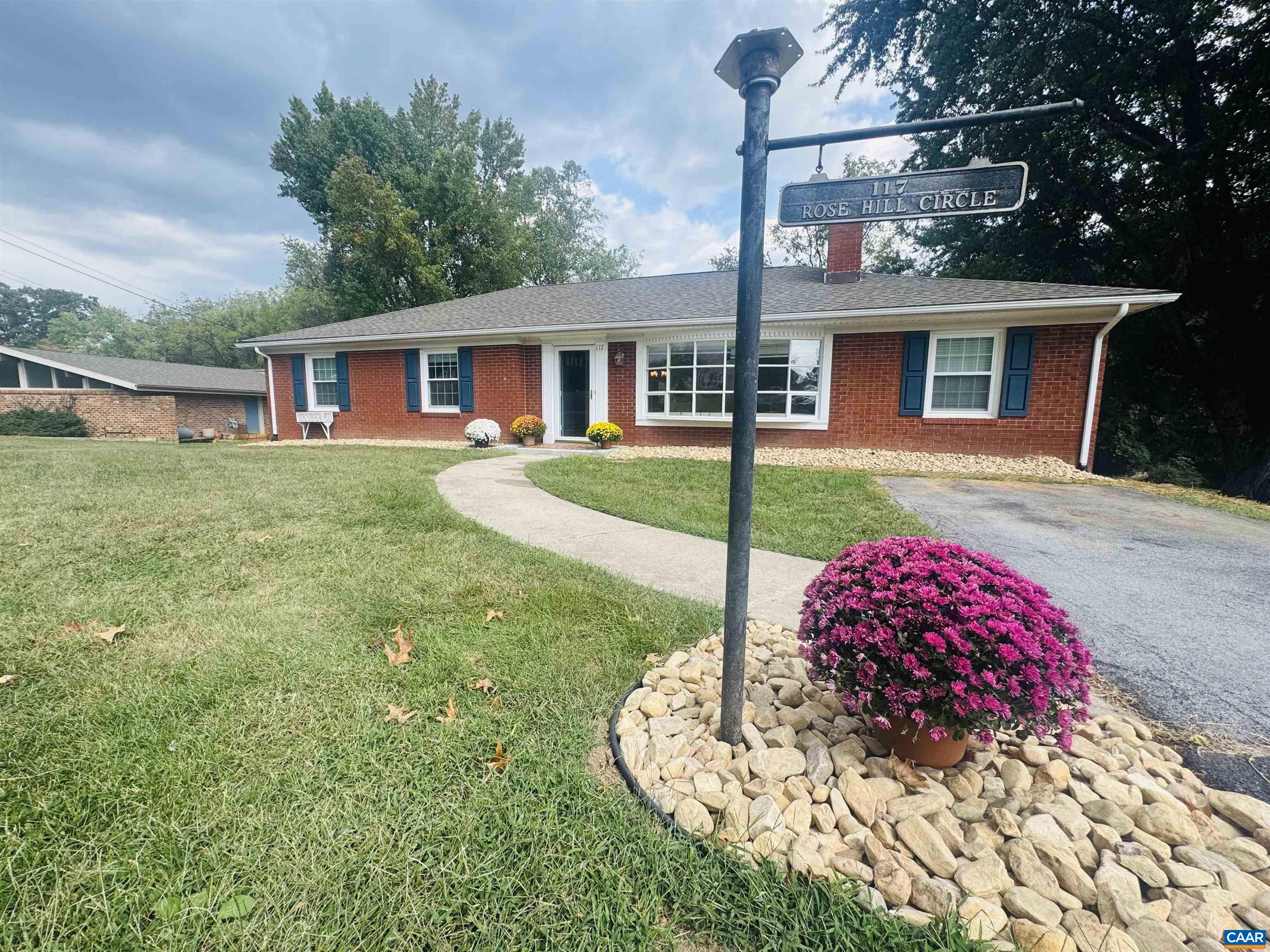 117 ROSE HILL CIR, STAUNTON, Virginia 24401, 3 Bedrooms Bedrooms, ,2 BathroomsBathrooms,Residential,117 ROSE HILL CIR,682339 MLS # 682339 117 ROSE HILL CIR, STAUNTON, Virginia 24401, 3 Bedrooms Bedrooms, ,2 BathroomsBathrooms,Residential,117 ROSE HILL CIR,682339 MLS # 682339