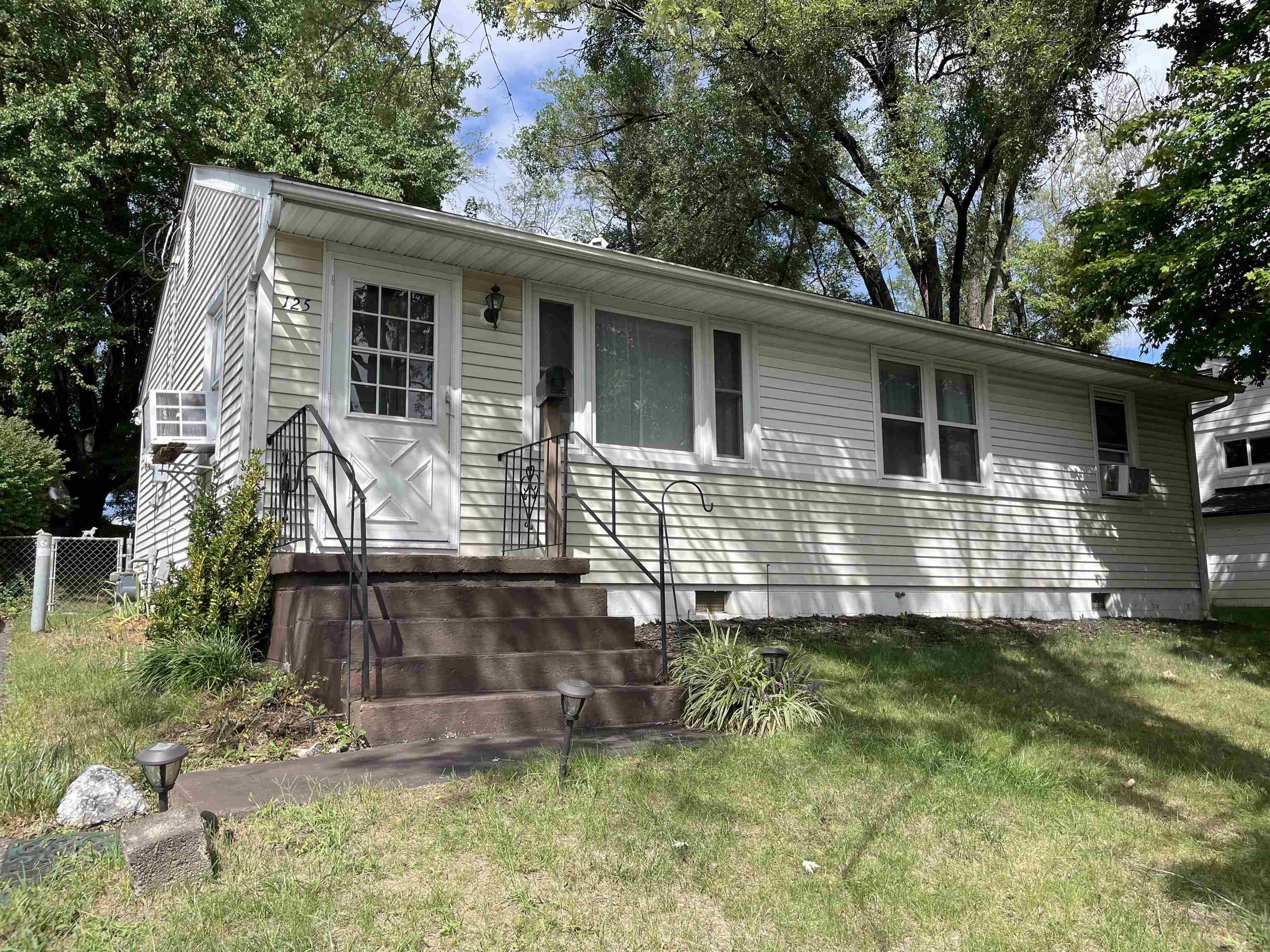 125 LINK RD, WAYNESBORO, Virginia 22980, 3 Bedrooms Bedrooms, ,1 BathroomBathrooms,Residential,125 LINK RD,682342 MLS # 682342 125 LINK RD, WAYNESBORO, Virginia 22980, 3 Bedrooms Bedrooms, ,1 BathroomBathrooms,Residential,125 LINK RD,682342 MLS # 682342
